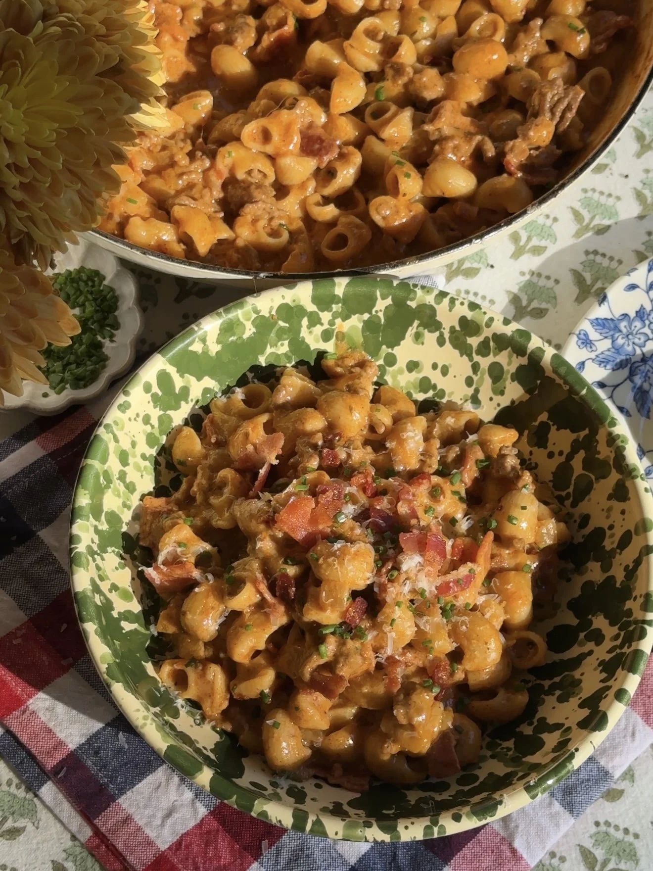 Homemade Bacon Cheeseburger Hamburger Helper — All Types of Bowls