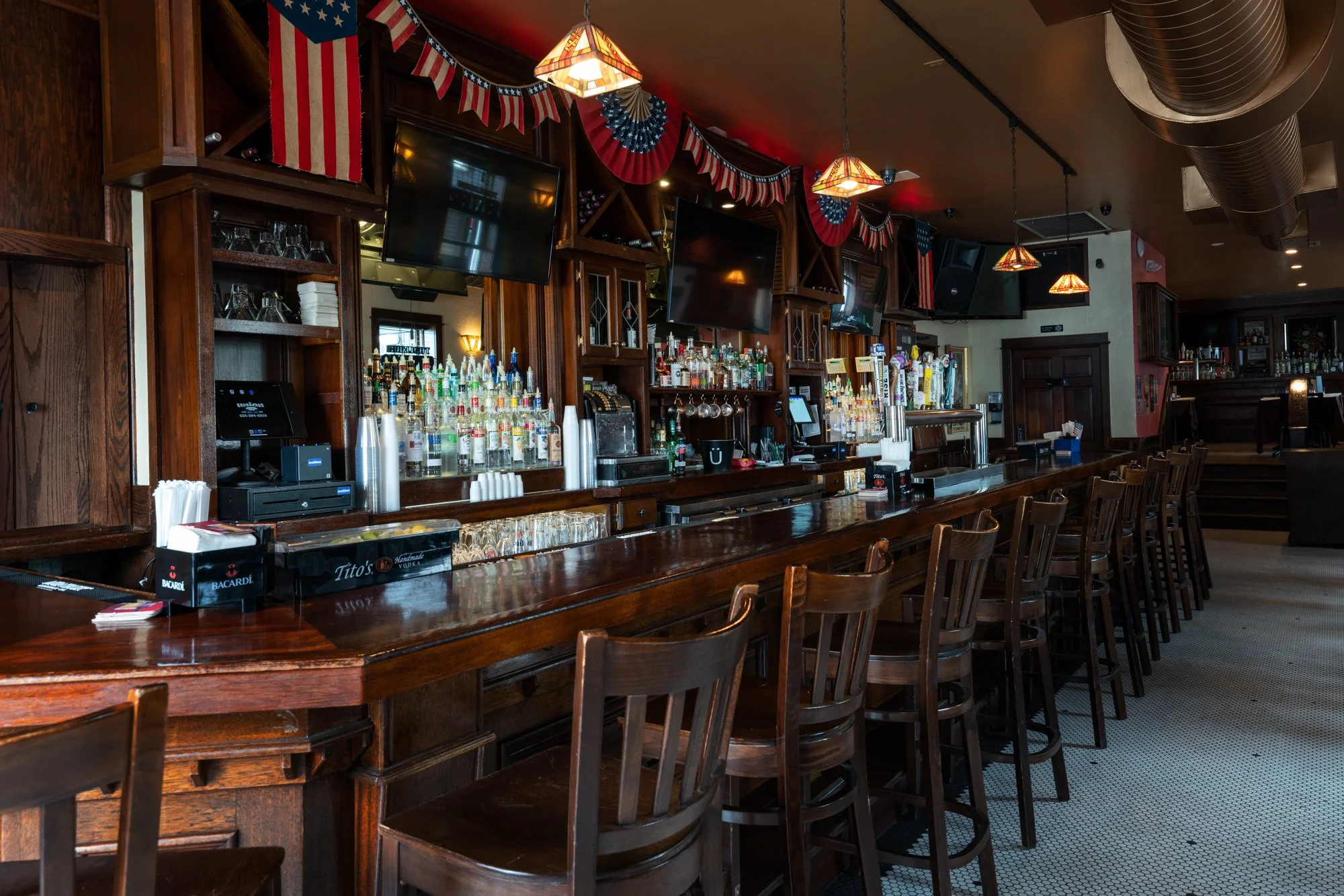 ORourke_2024_Saloon_DSC05062-Edit.jpg