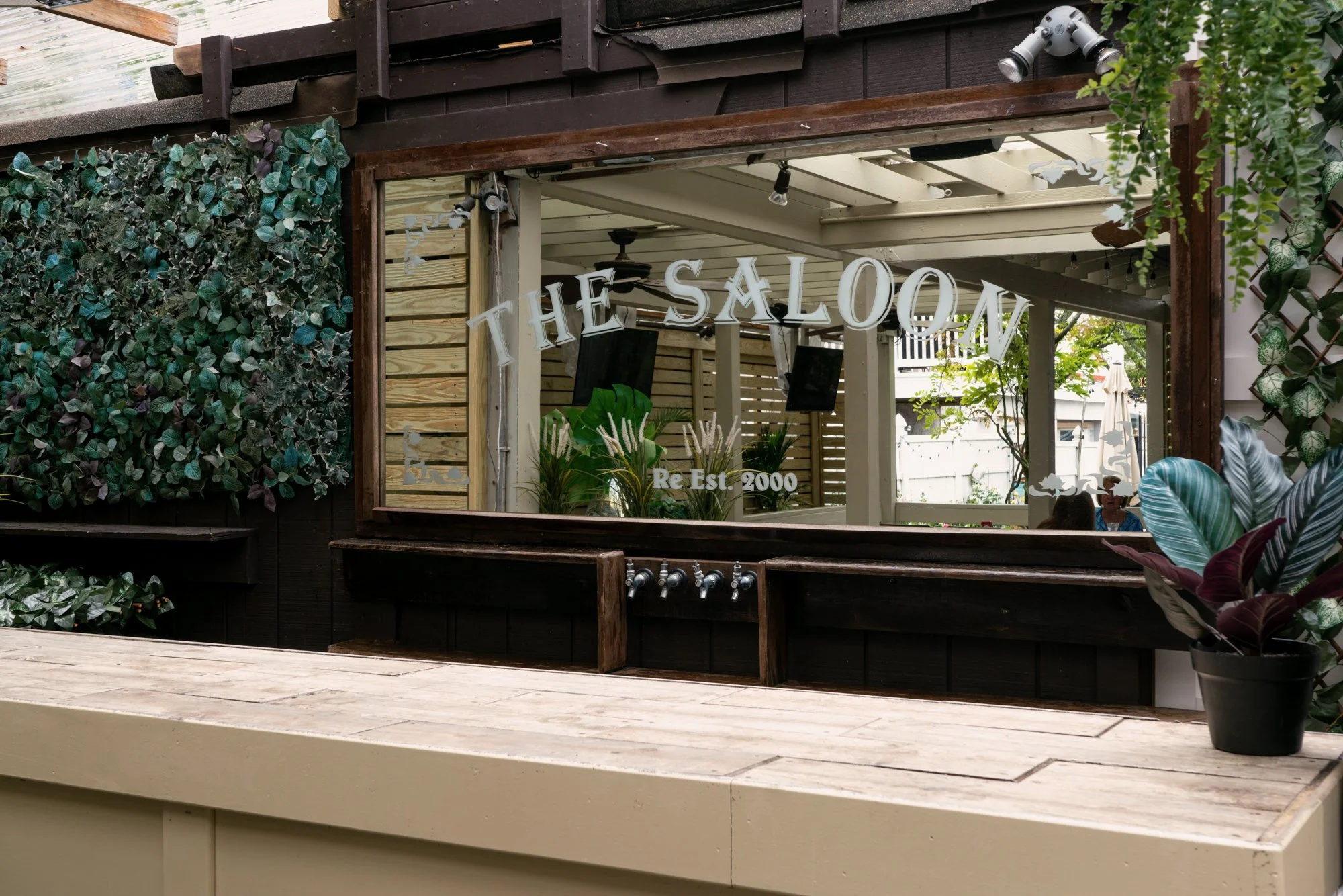 ORourke_2024_Saloon_DSC05249-Edit.jpg