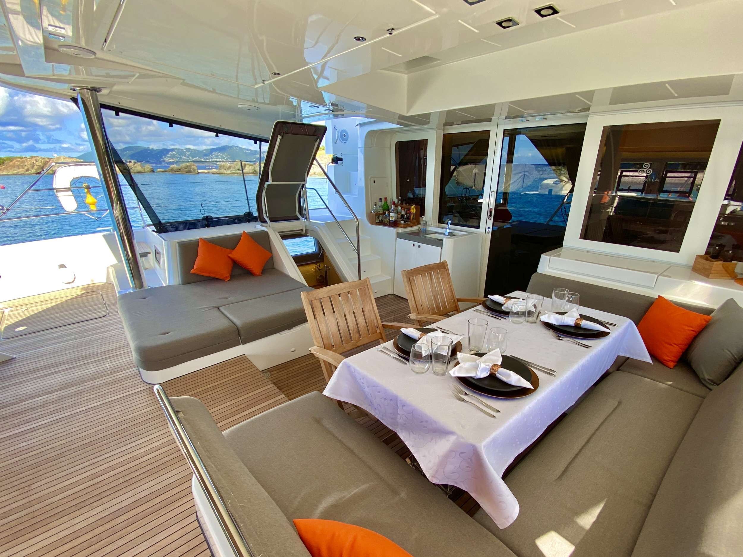 Shangri La - Seaduction Yacht Charters