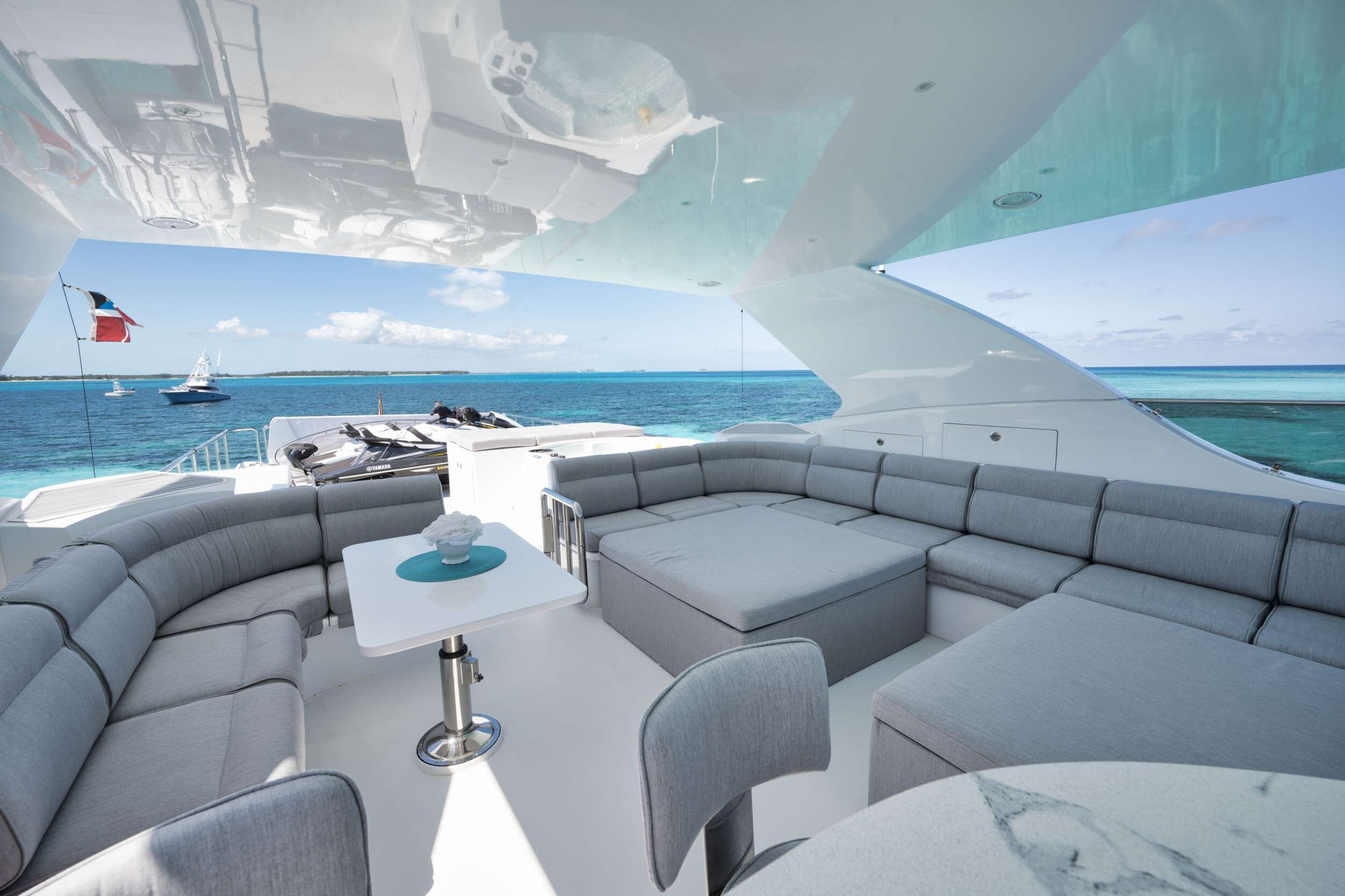 Limitless- Seaduction Yacht Charters
