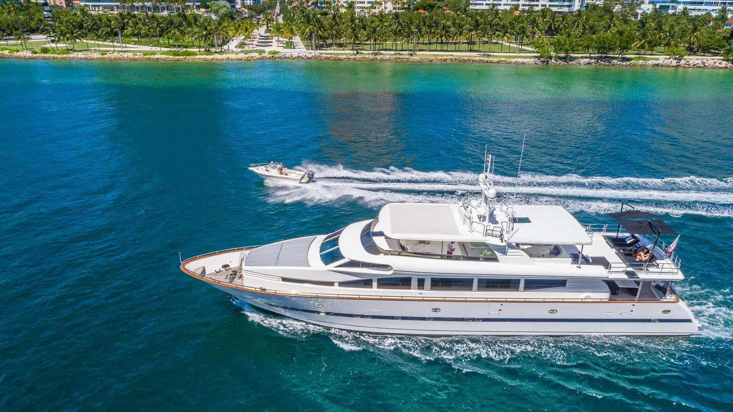 Nirvana Yacht - Seaduction Yacht Charters