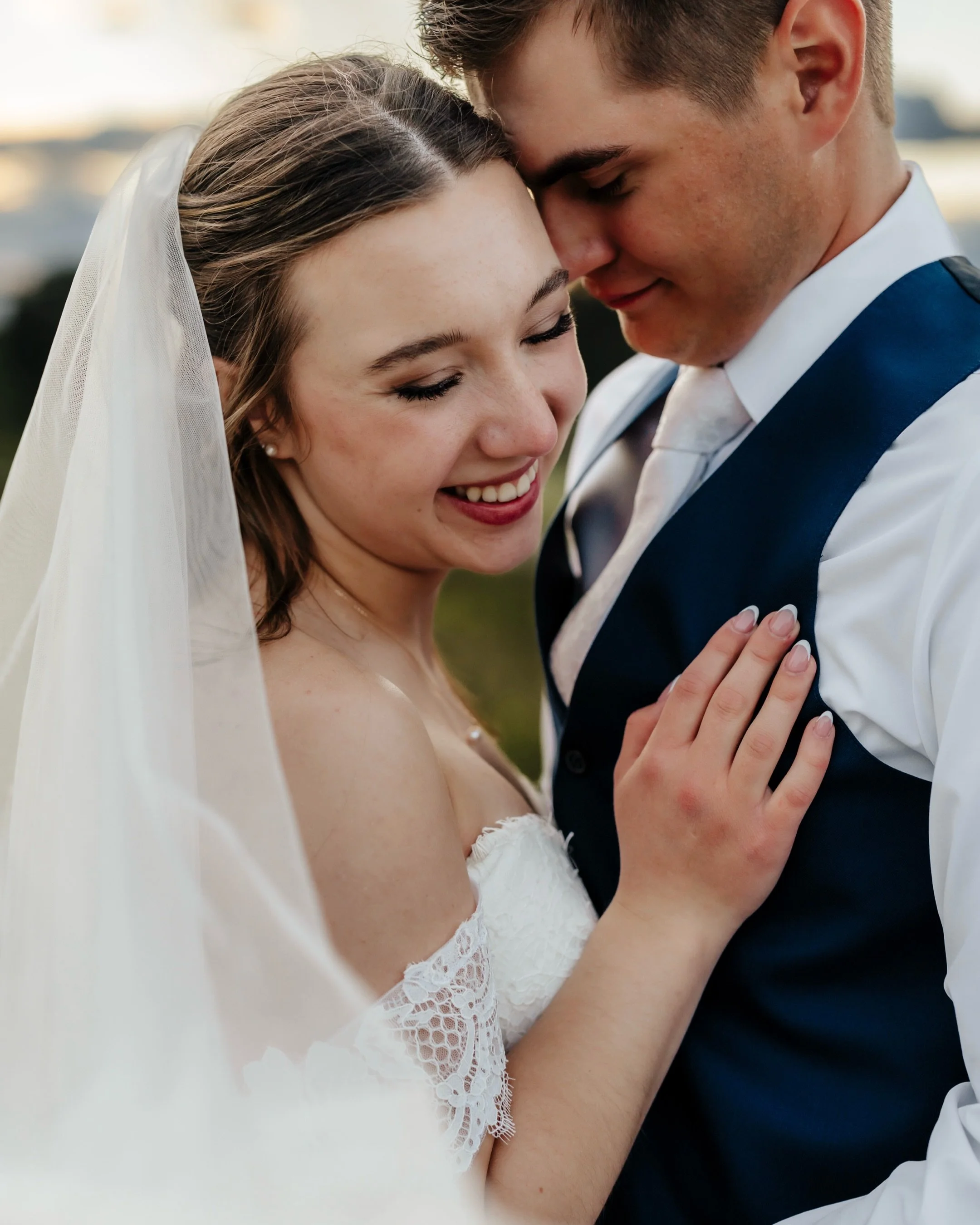 ✨Rob &amp; Aubrey 06.06.26✨

#spokaneweddingphotographer #weddingphotographer #washingtonweddingphotographer #valleyfordwa #barnowlvenue
