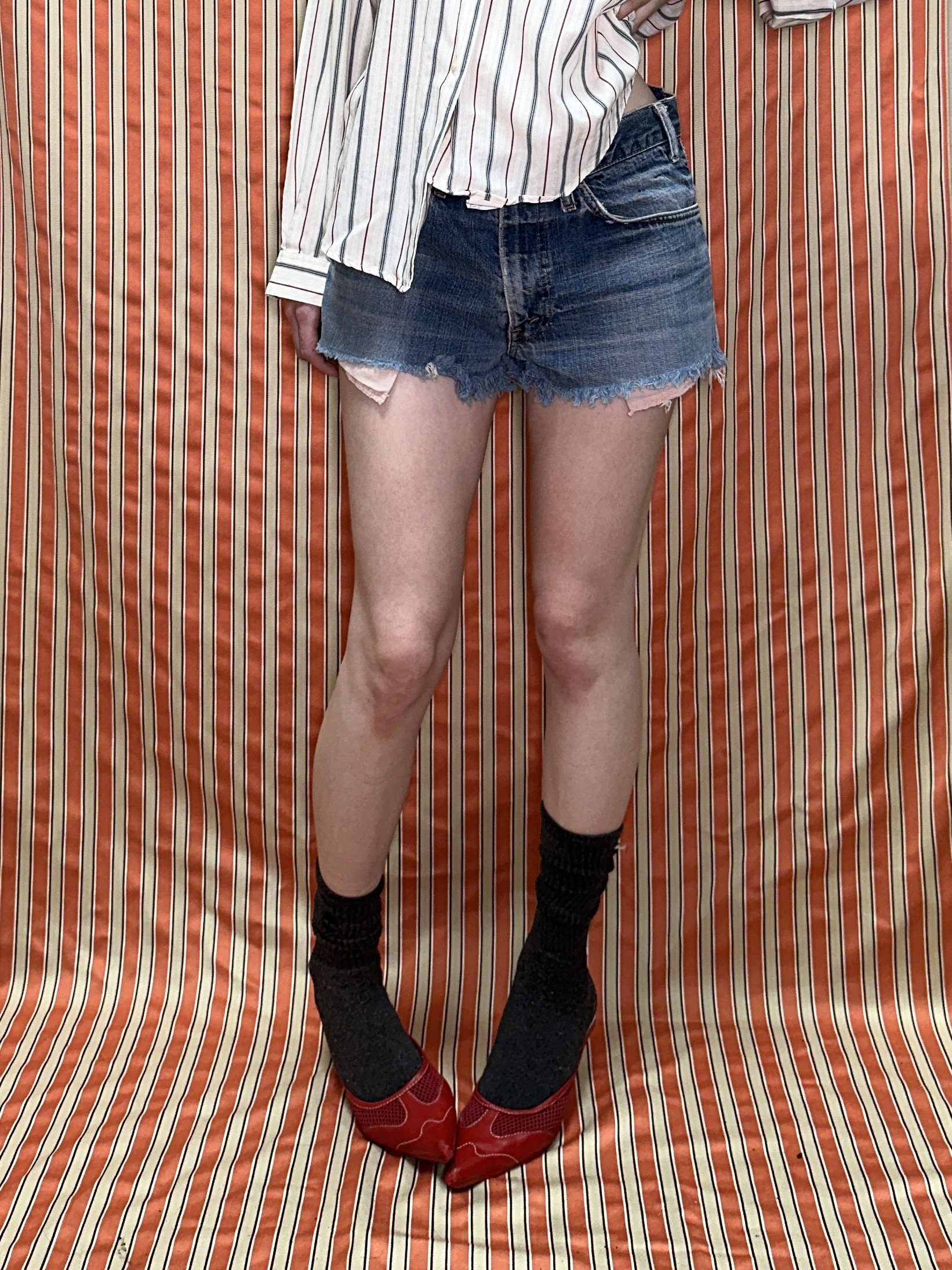 INFINITE REGRESS vintage 1970s Levi's denim cutoff shorts