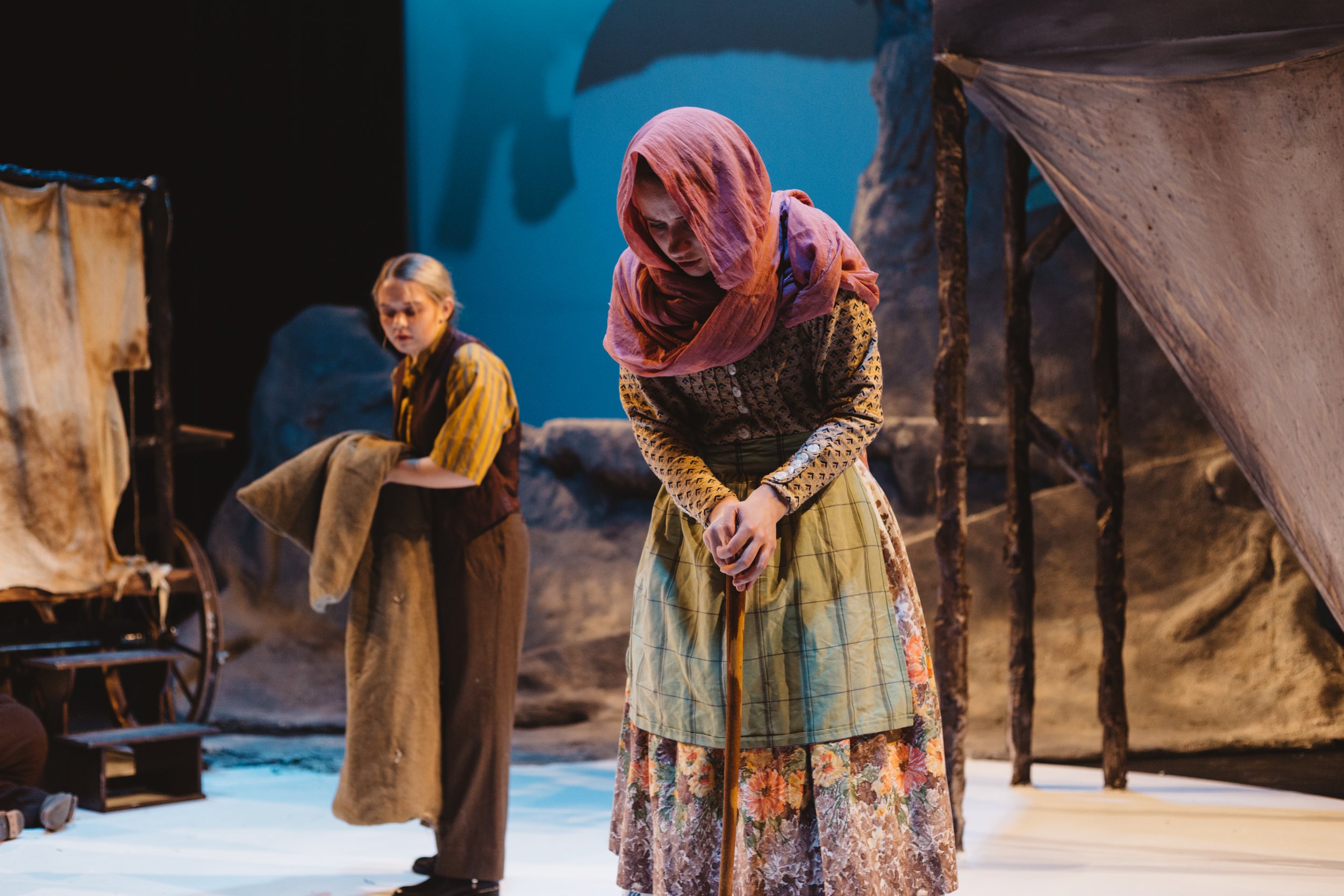 Young Man (Kira Dean) and Old Woman (Clare Casey)