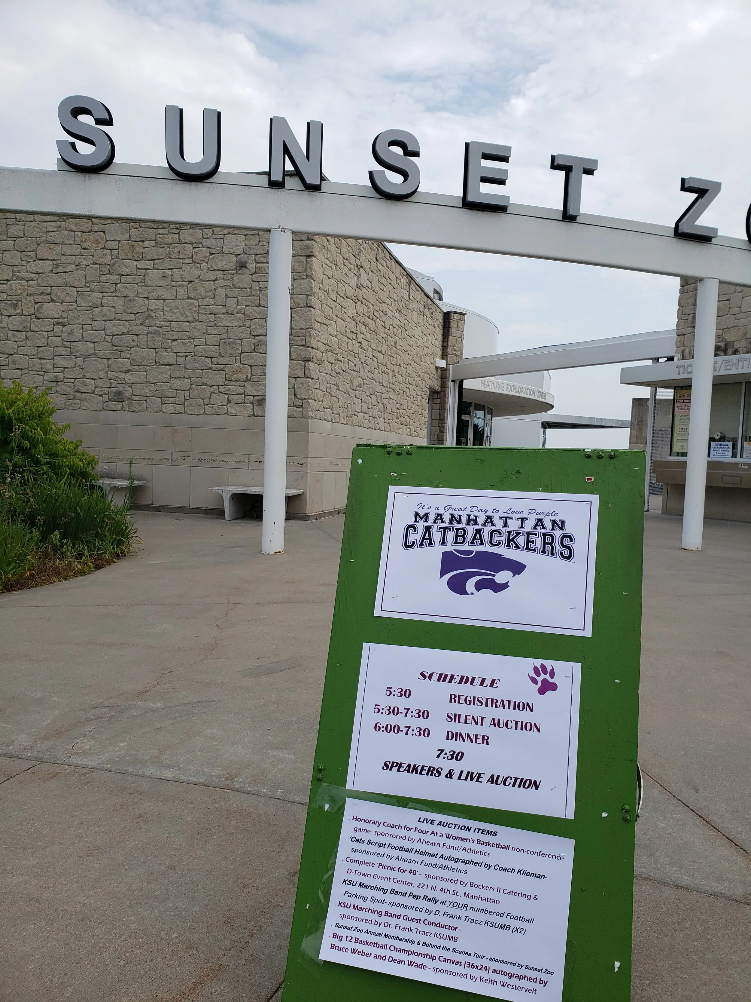 2021 6 19 1708 26 Zoo welcome.jpg