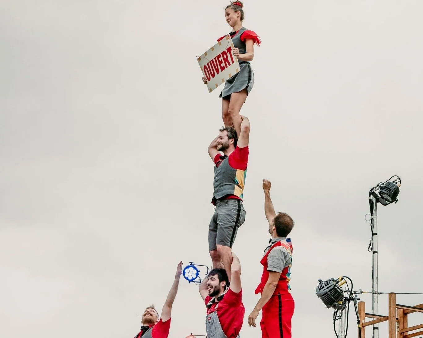 Festival à deux têtes, Sainte- Brigitte- de- Laval
