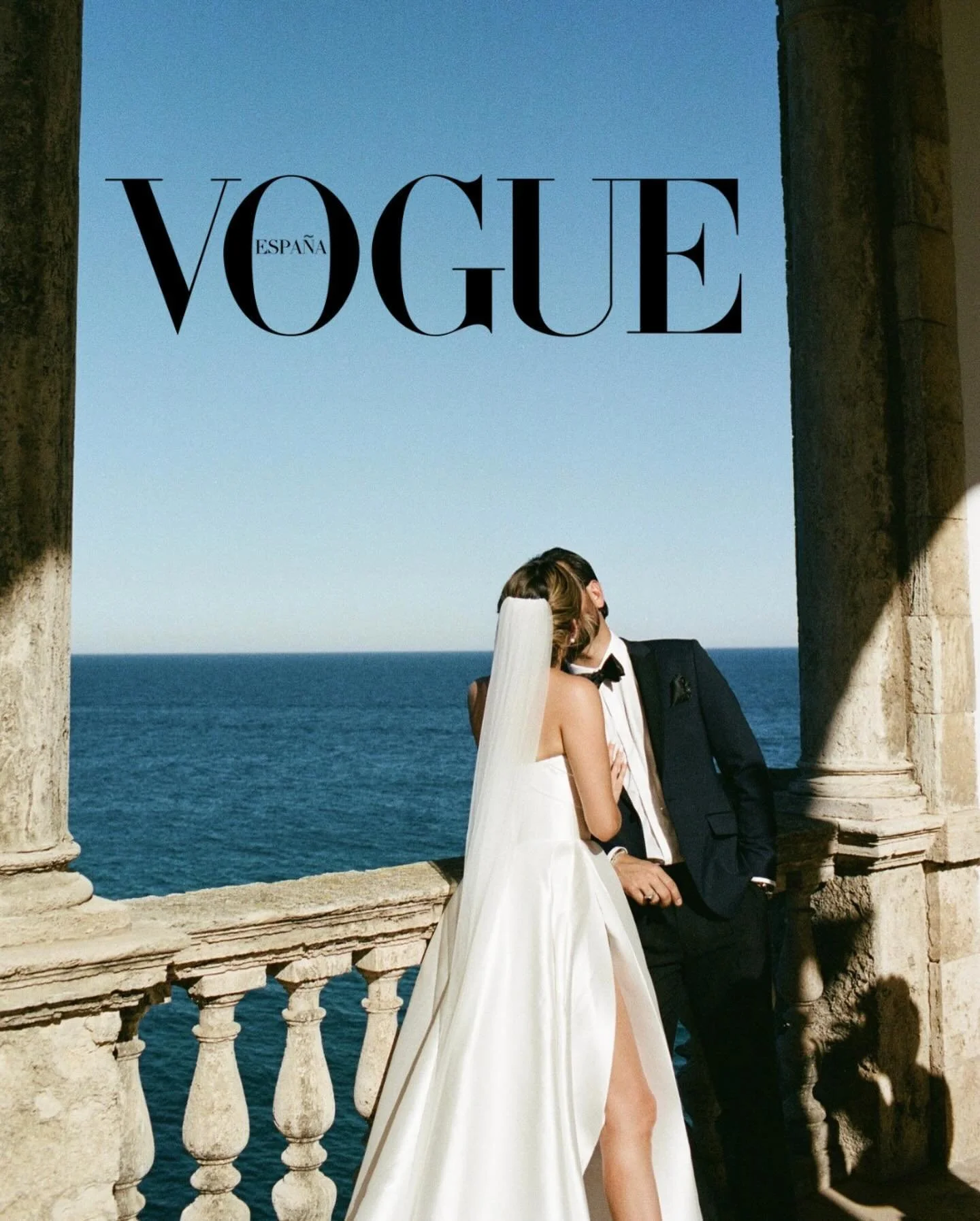 VOGUE SPAIN 🥹 beyond honored to be published in @voguespain for one of my favorite weddings 🖤 

photos are a mix of digital &amp; film 🎞️ article link in my bio ✨

Wouldn&rsquo;t have been possible without the amazing @samkoma.world, the amazing b