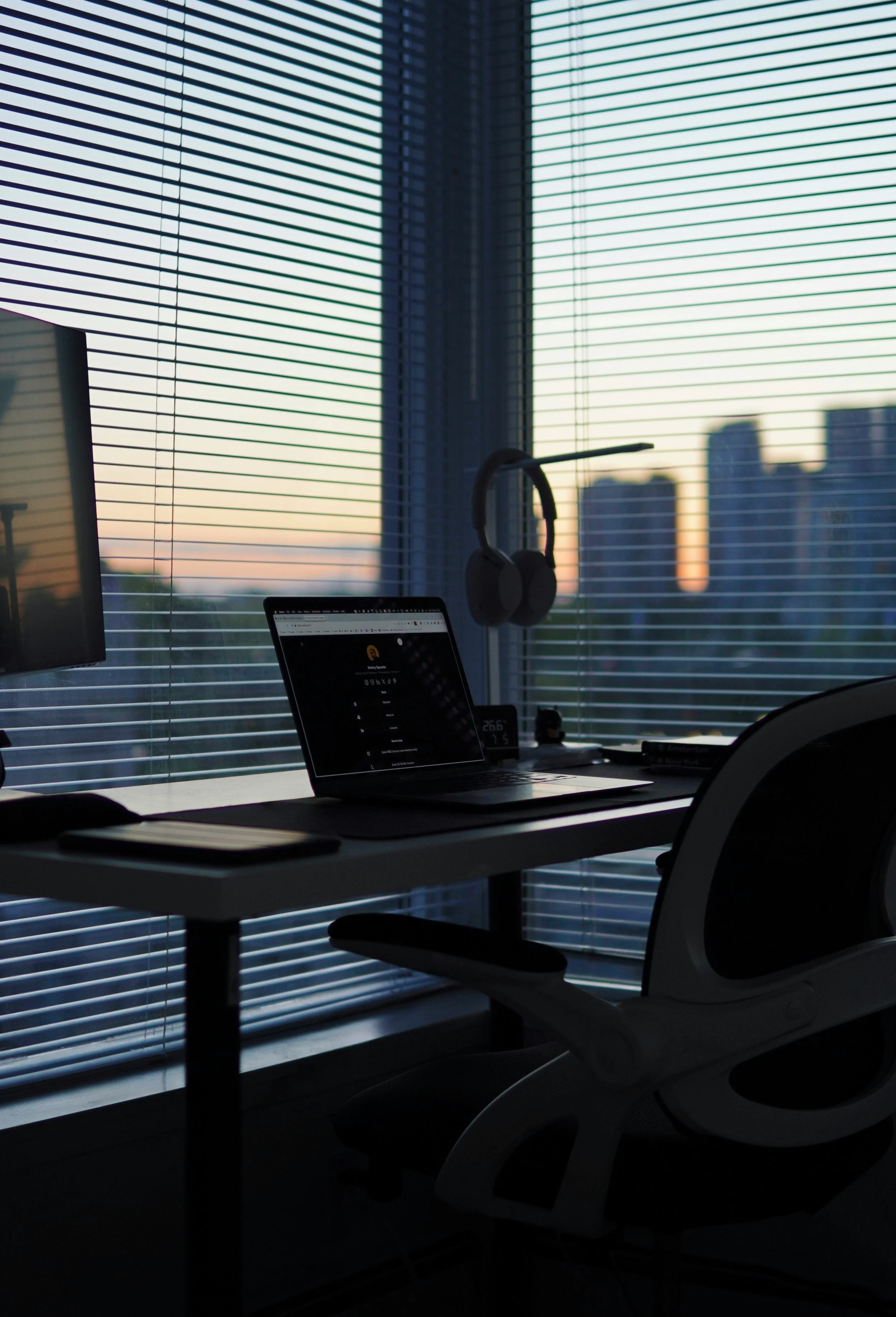 How to Manage Anxiety at Work When You Are Good at Your Job but Still on Edge