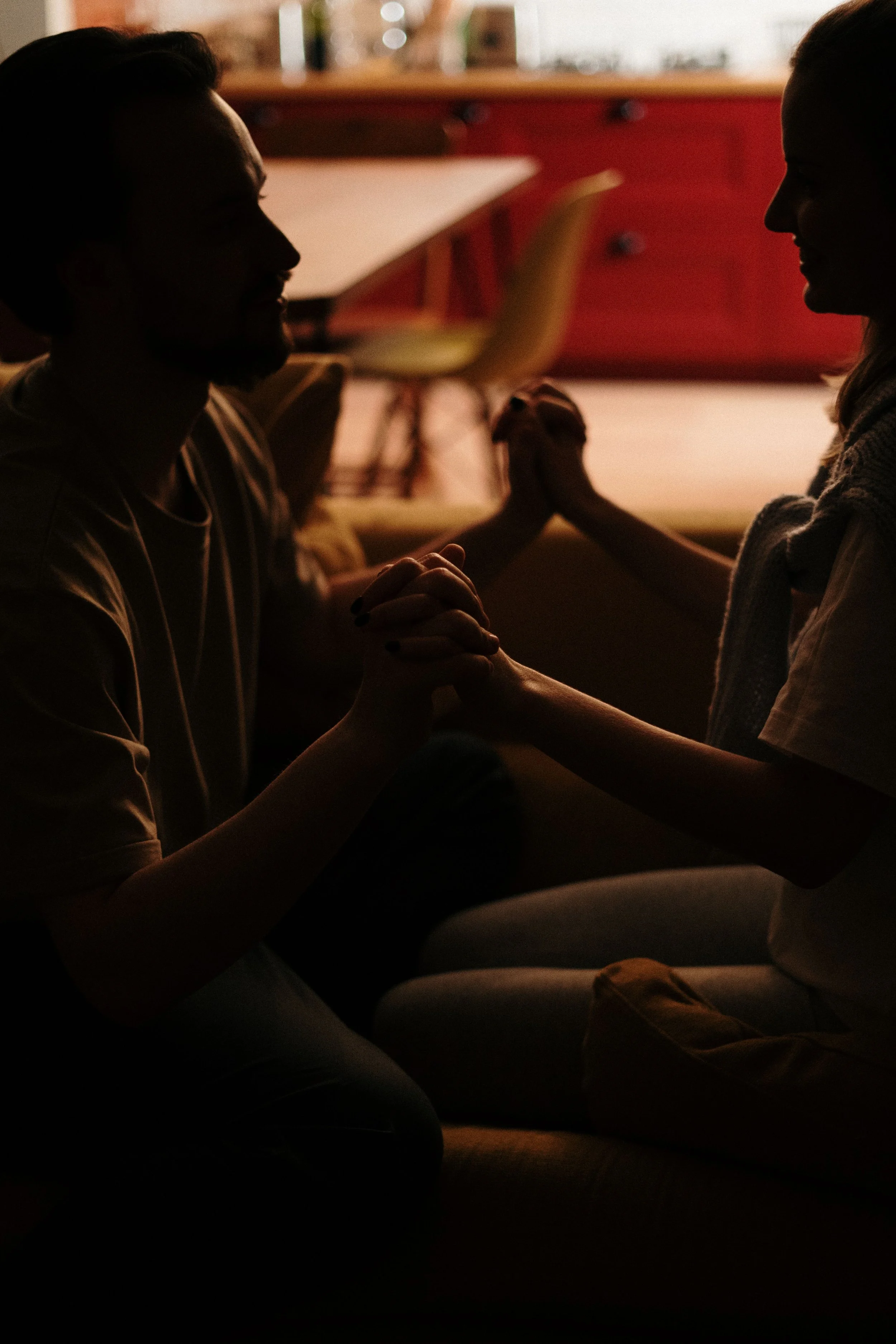 How to Stop Seeking Reassurance When Anxiety Takes Over