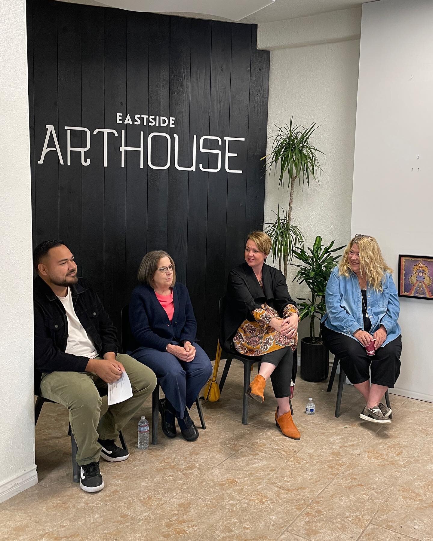 @artsnowriverside hosted a panel featuring Pamela Atkinson, Erin Maroufkhani, Carri Gunn with Juan Navarro as moderator! Speakers shared their experiences and perspectives of Arts education. Special thanks to @kbarth4rusd for putting this together! G