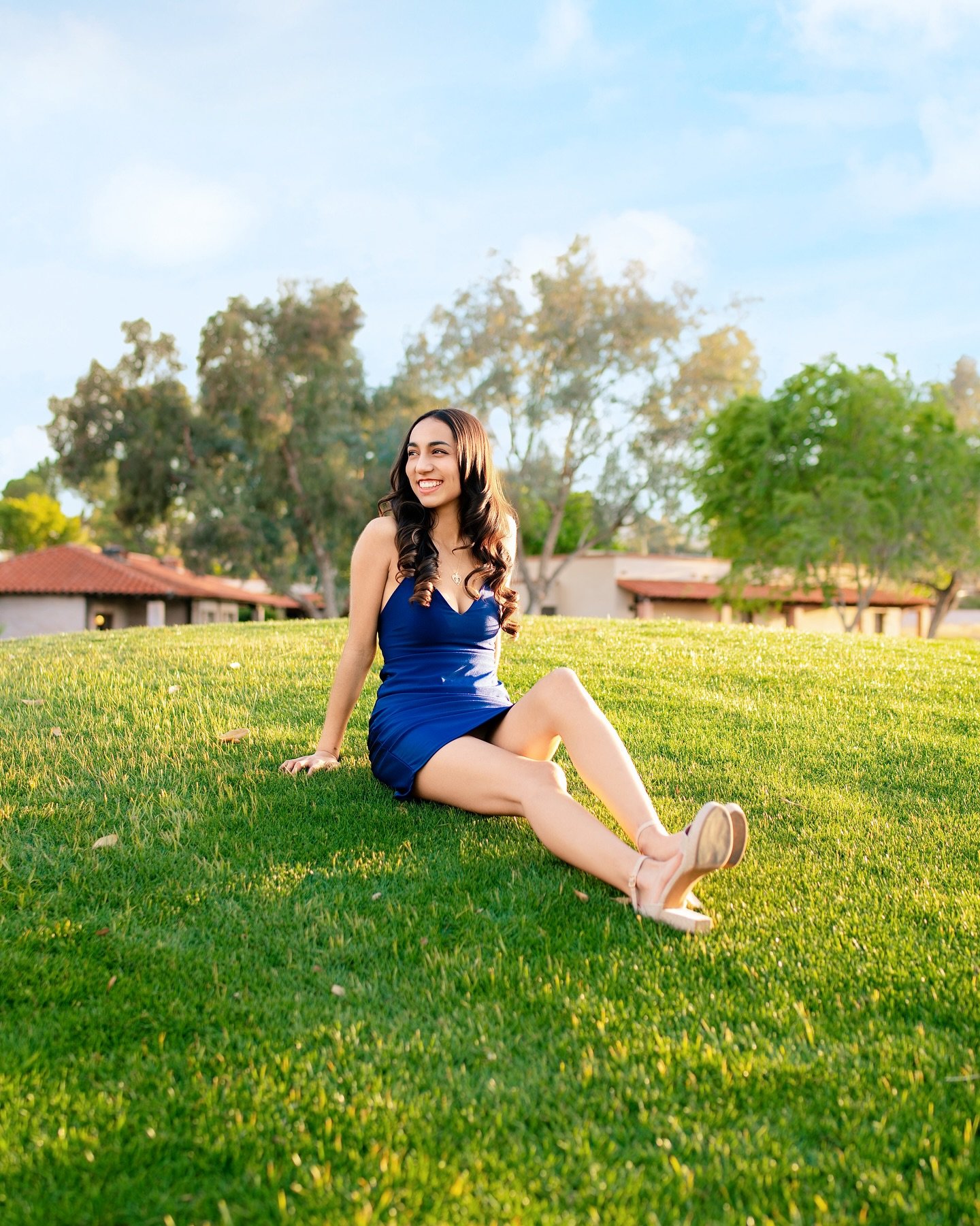 Finishing off Melanie’s grad session in the best way—sunny skies, bright colors, and big smiles! πβοΈ
.
.
#GraduationPhotos #GradPicsAZ #ClassOf2025 #ArizonaGrad #TubacAZ #GradPhotoInspo #TucsonPhotographer #GradStyle #SeniorPortraitsAZ #