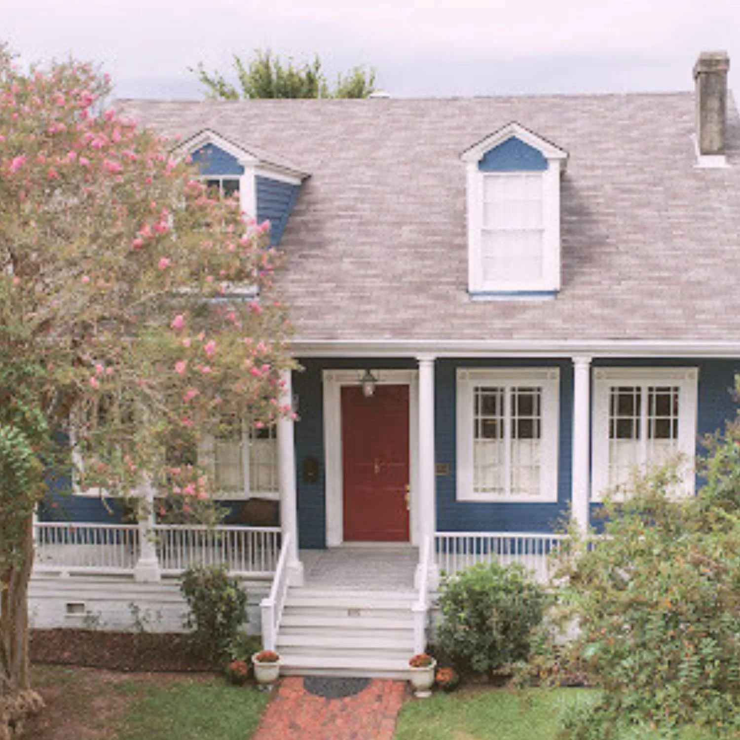 Beaumont House Bed and Breakfast Outside 1.jpg