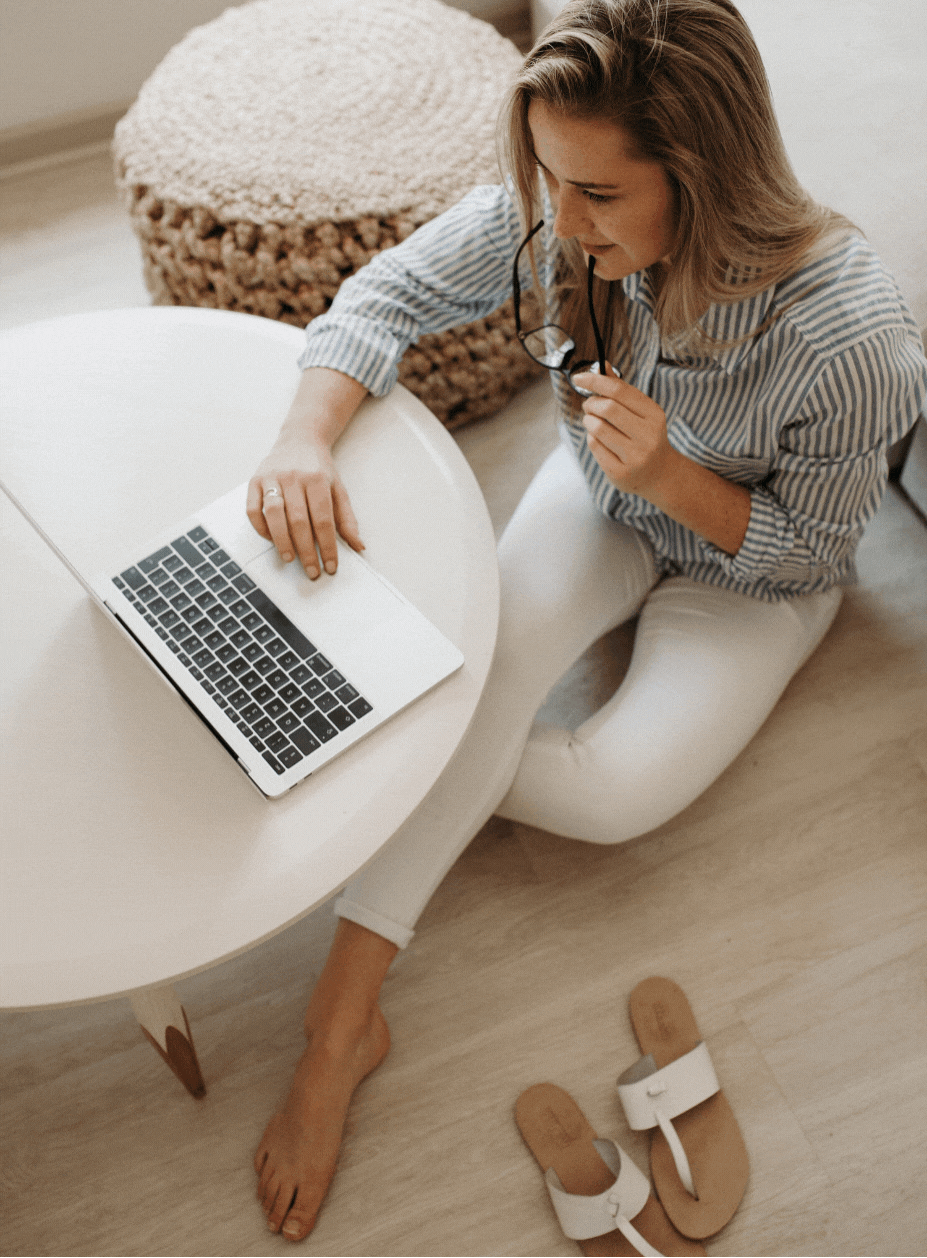 woman and man on computer lonestar professional services