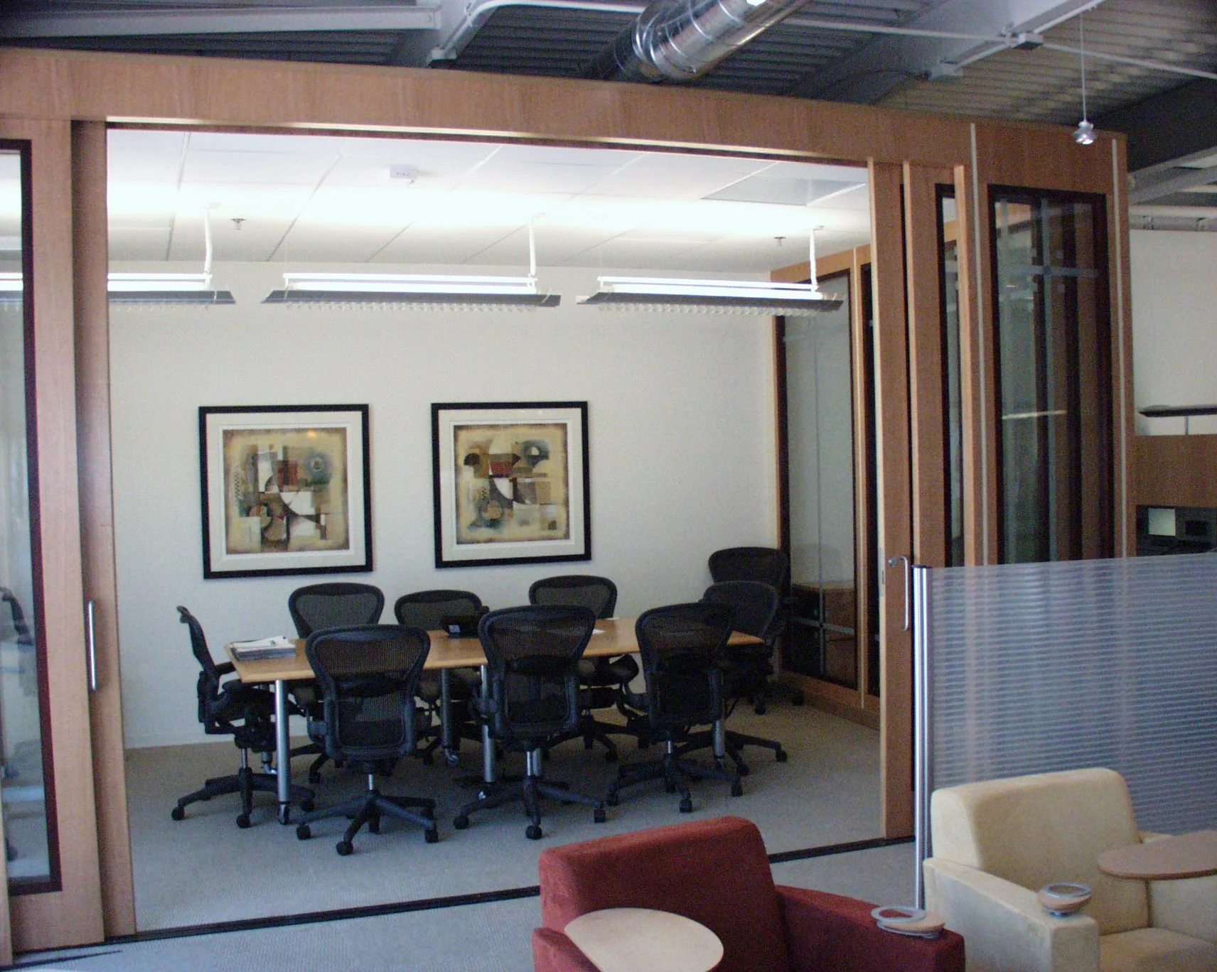 Conference room - 4 retracting doors