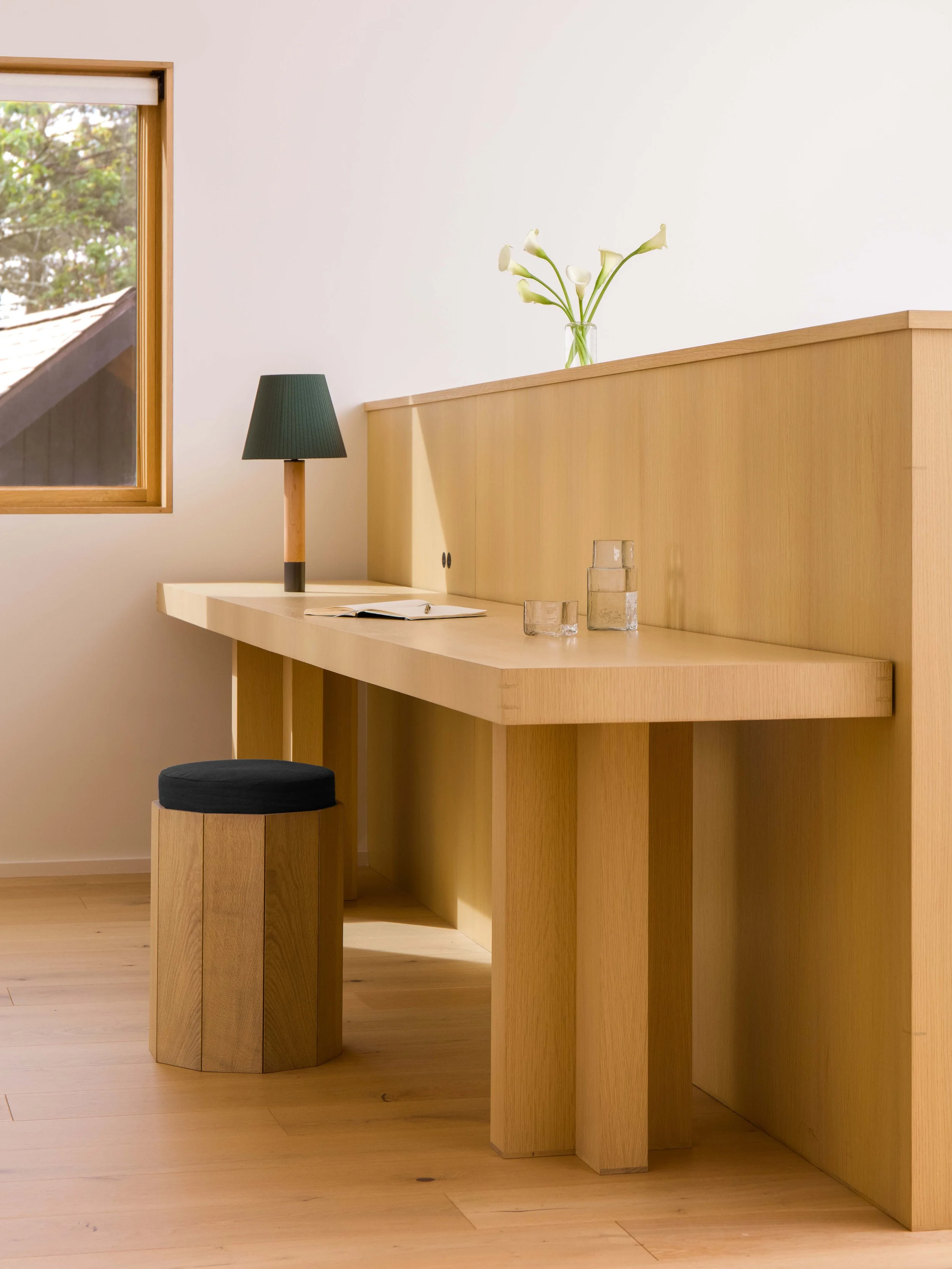 Olivebridge - Primary Desk - 1424-Edit - R3b - SF-EDIT.jpg