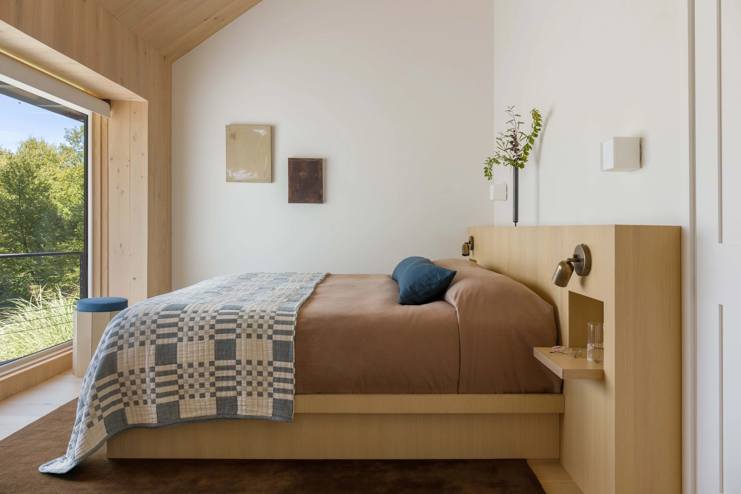 Olivebridge House - Guest Room.jpg