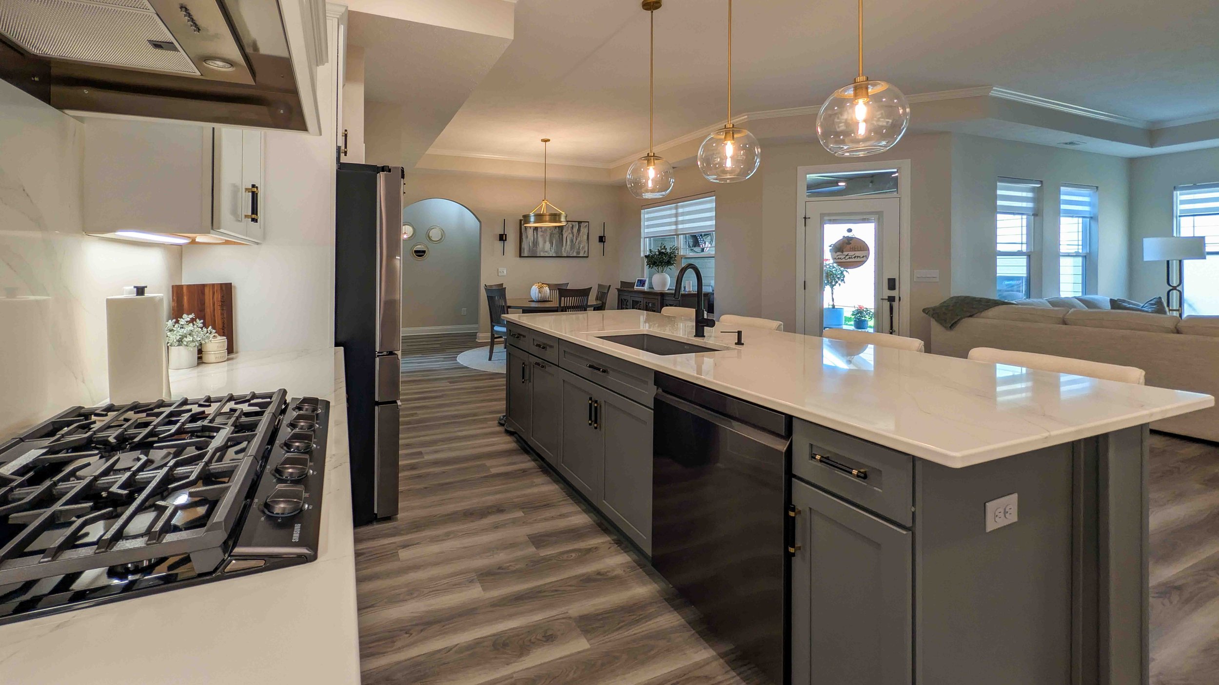 Ashley Kitchen new 2.jpg