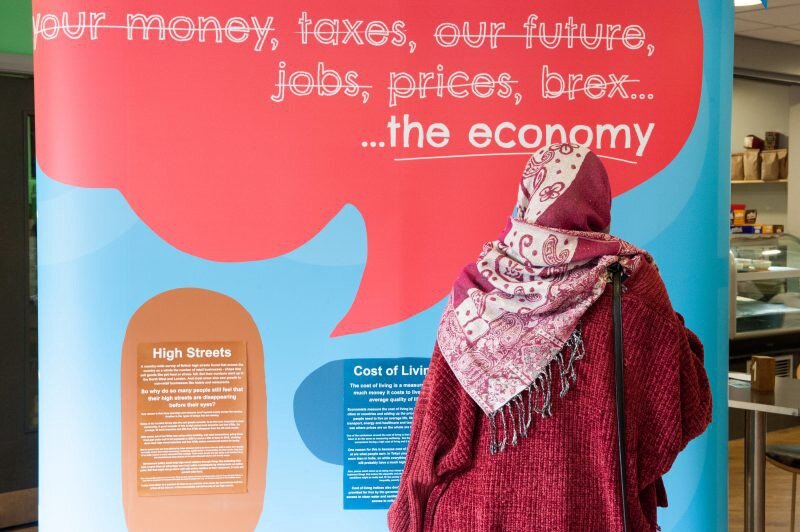 What can economics as a public service learn from past approaches?