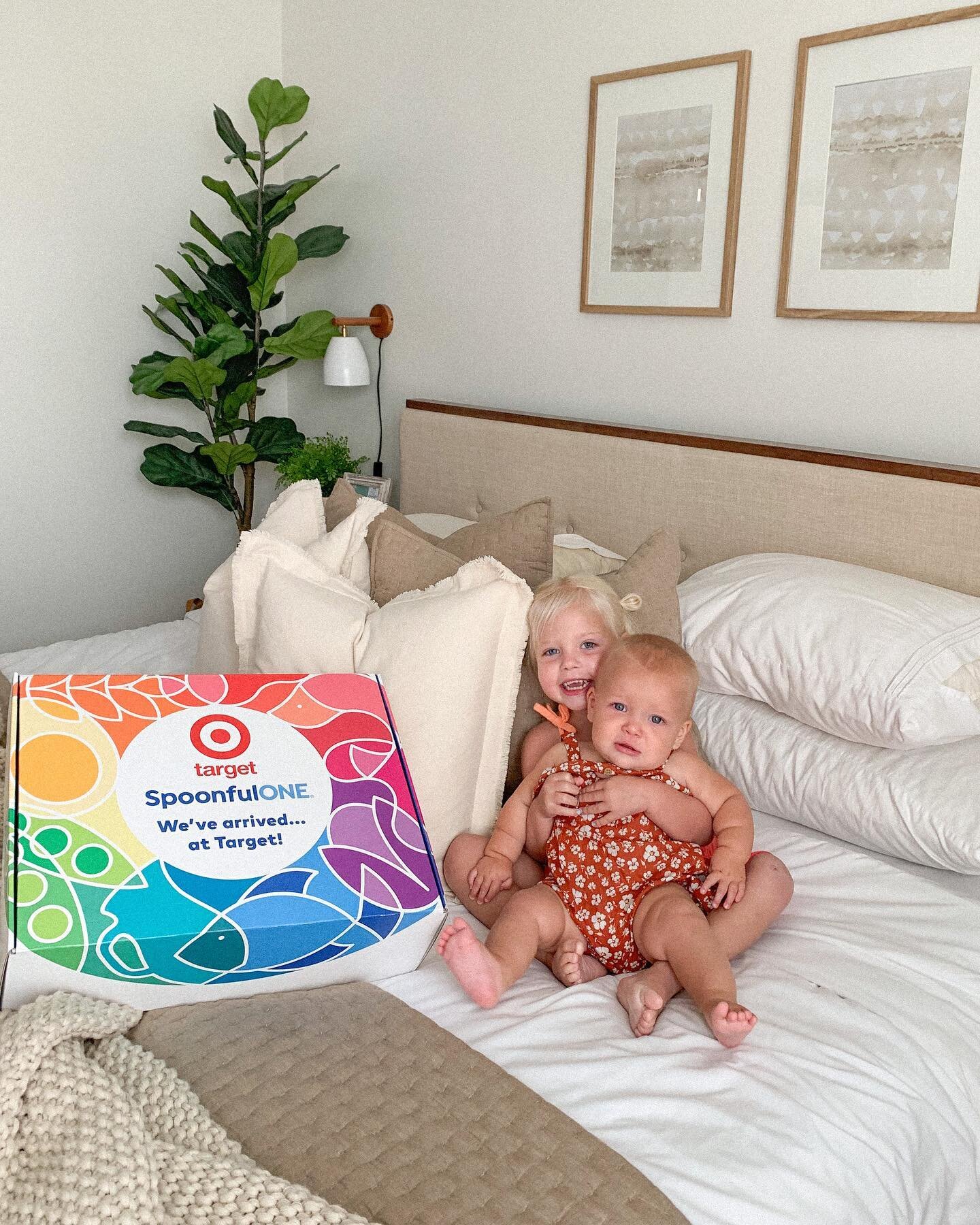 Making sure these two munchkins are eating is hard! Making sure these munchkins are being regularly introduced to food allergens is EVEN HARDER! #ad I'm so excited to share that @spoonfulone can now be found at us mamas FAV PLACE! @TARGET!! When eati