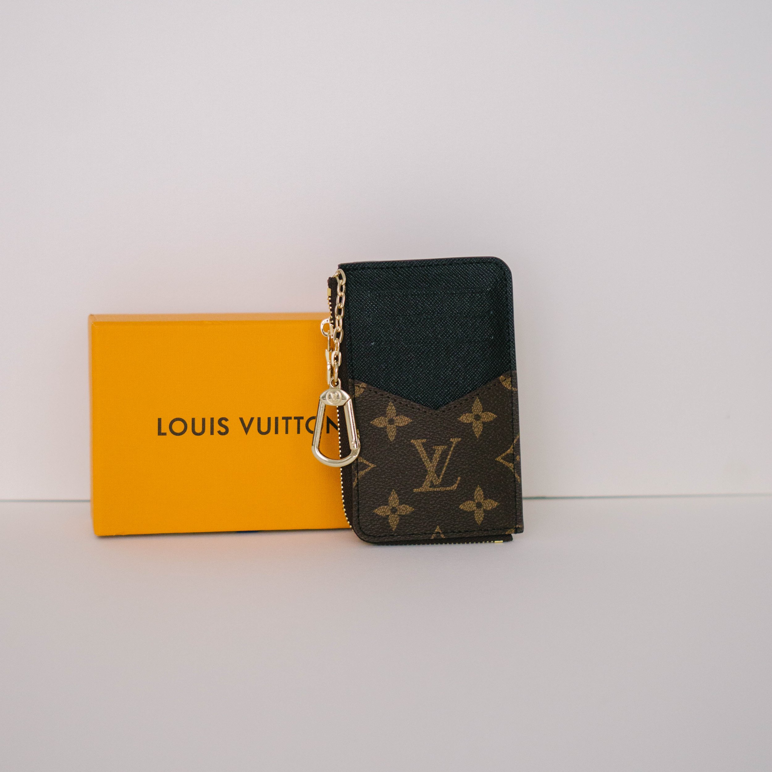 dhgate, Bags, Louis Vuitton Key Pouch Dupe