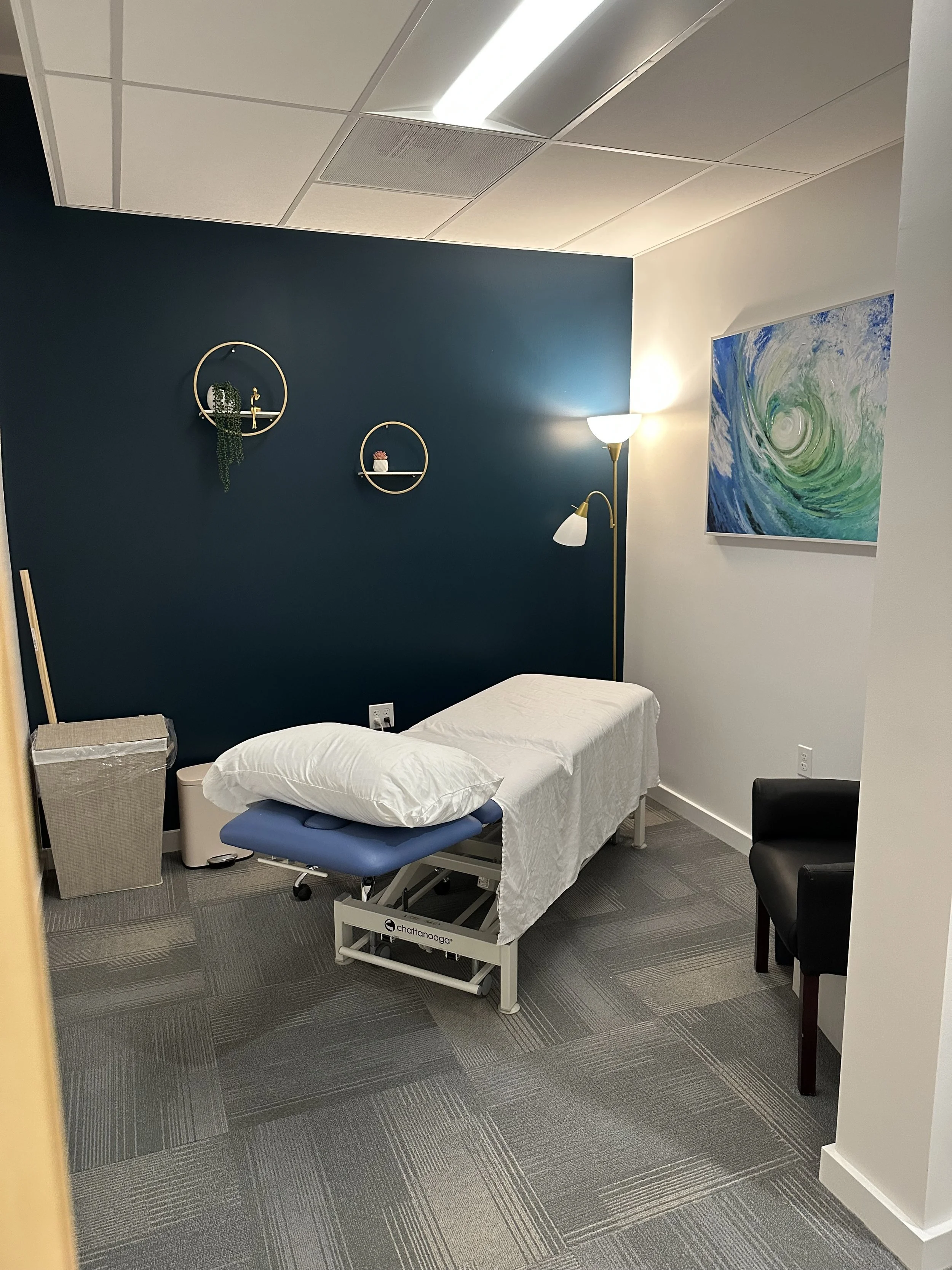 Treatment Room 1_2.JPG