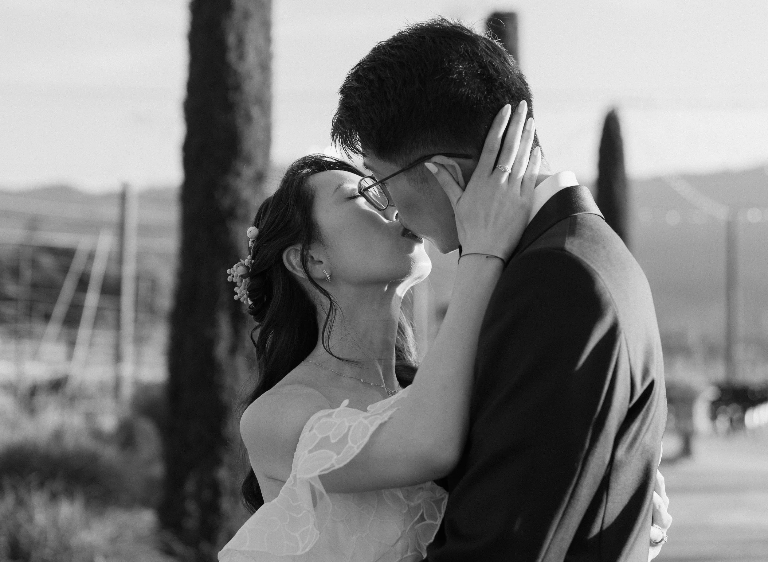 Lily + Nathan - Tre Posti