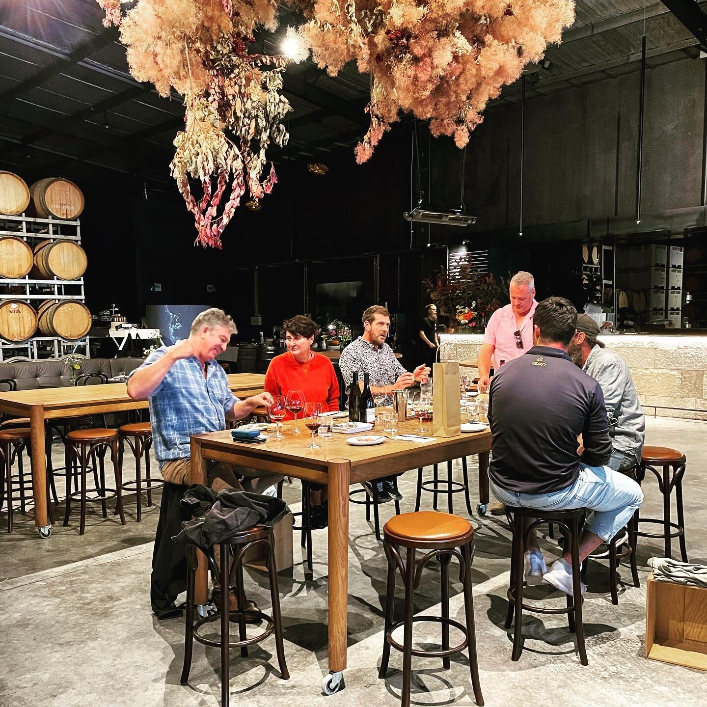 As they say, there&rsquo;s no &ldquo;i&rdquo; in team&hellip;.A well earned afternoon off the tools yesterday for everyone to enjoy some great food and wine @jaydenong_wines and celebrate the end of another vintage.
*****
*****
*****
#thousandcandles