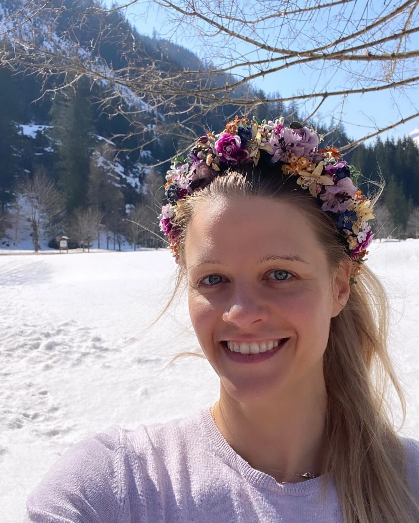 Last Weekend 

Letztes Wochenende war ich noch im Winter Wonderland mit diesen bezaubernden ladies @biancaschwarzjirg @misslillyshats @ordination_riederkager und jetzt erlebe ich den Fr&uuml;hling in Wien. Wie schnell alles passiert. 

Tick tock

#wi