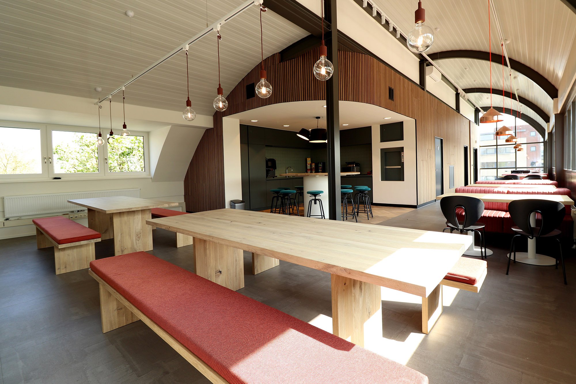 Studio Entr - Moore drv - LowRes - 01.jpg