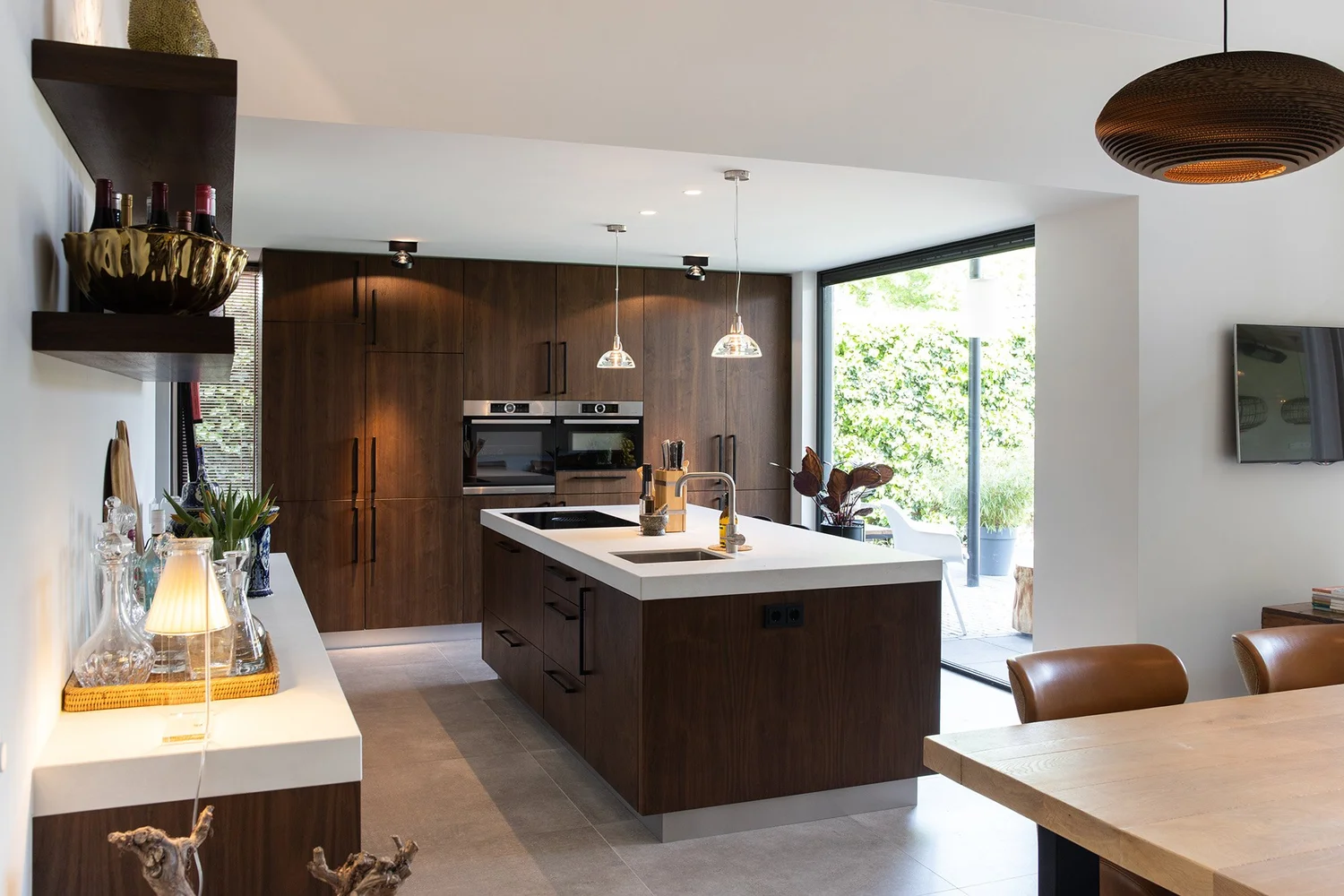 Stadswoning Burgemeester van den Elzenlaan — Studio Entr ...