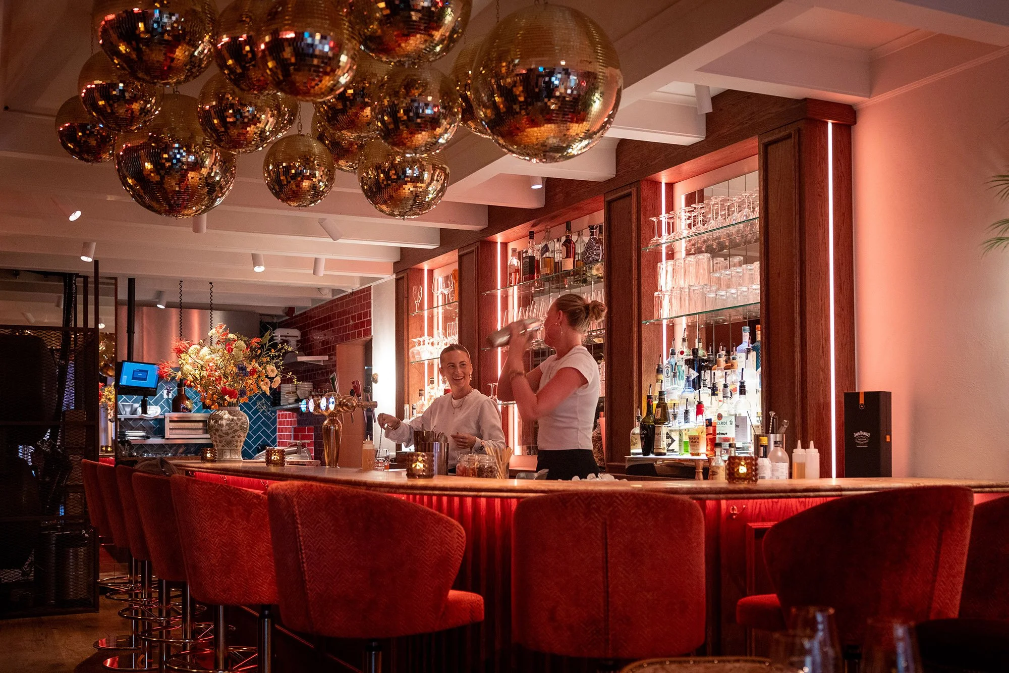 studio entr - coco bar - low-res - 12.jpg
