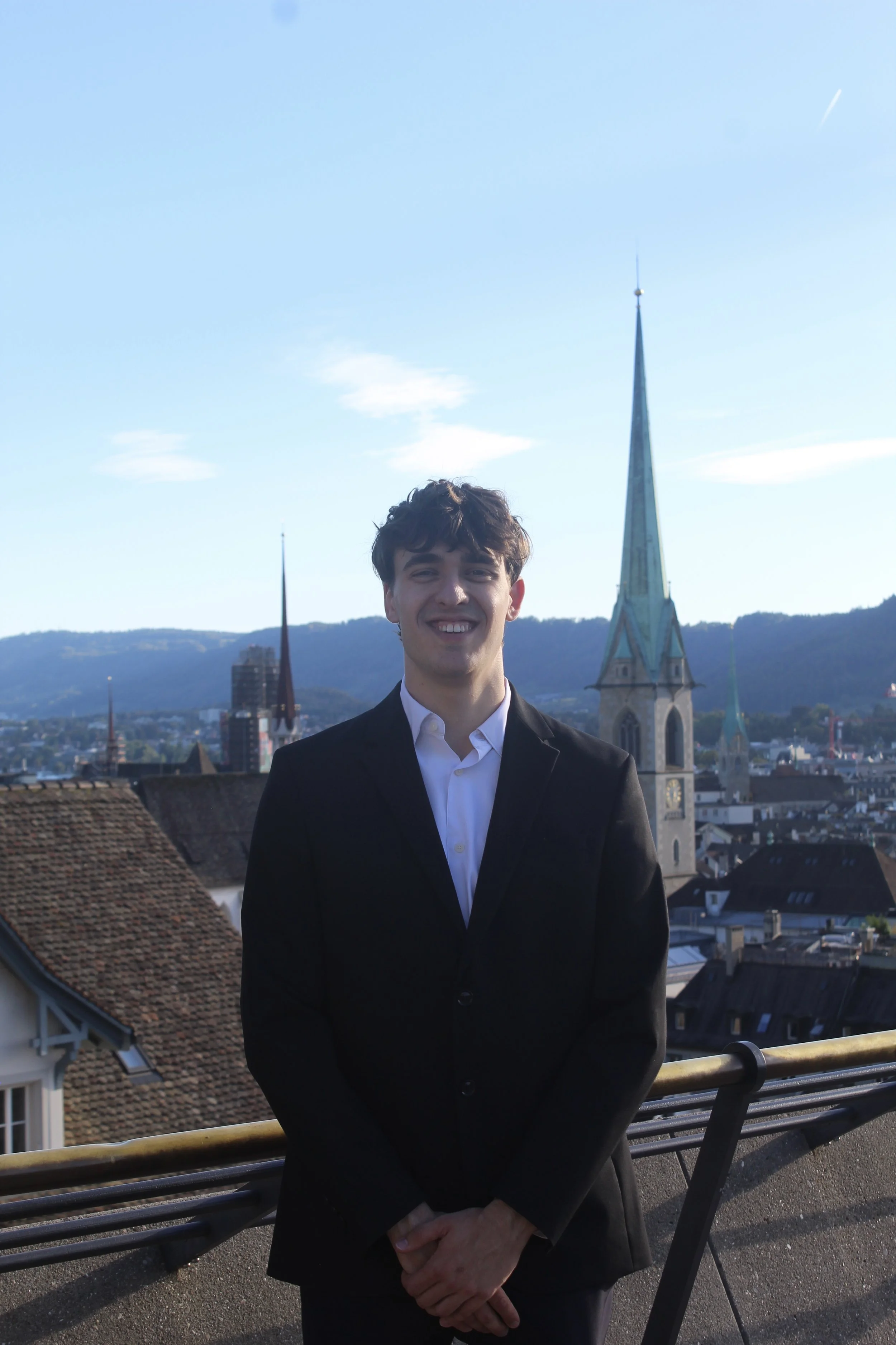Head of Finance - Luiz Voirol