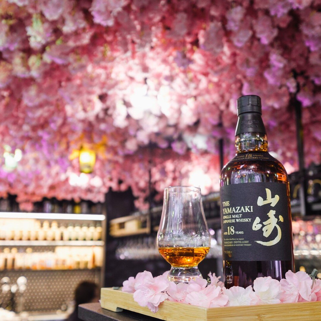 🌸 Love Japanese Whisky? 🥃 Join us for an enchanting Whisky Tasting Night including a 12-course Mini Omakase menu paired with 7 premium whiskies.
Don't miss it!

📅Date: 18th April 2024 Thursday
⏰Time: 6:30pm
✨Price: $249 per person
🥃Toki highball 