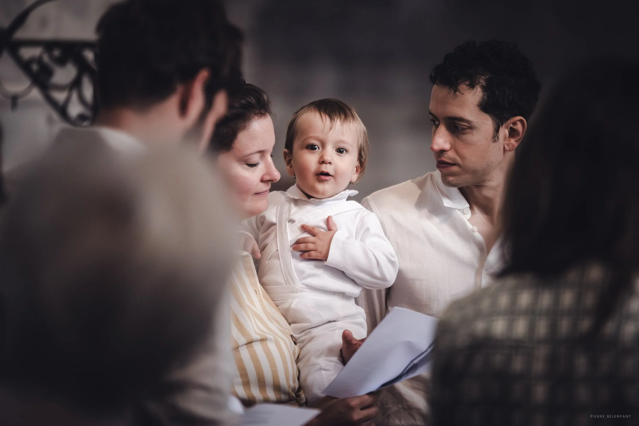 Le baptême d'un enfant.