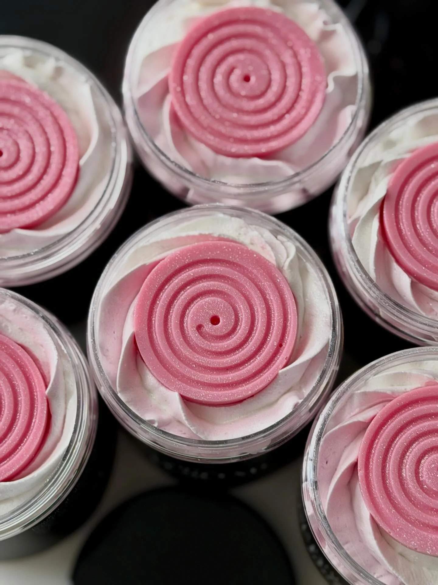 There&rsquo;s just something about a Sugar Plum order&hellip; I don&rsquo;t know what it is, but it always feels a little bit magical 💜

An order came in yesterday with our Sugar Plum soaking salts and this dreamy Whip Soap, so of course I had to ge