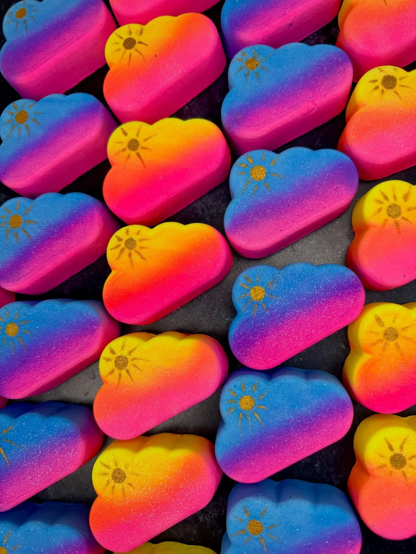 Ever seen a cloud you can drop in the bath? ☁️💙

Meet our Mini Cloud Bath Bomb &mdash; small in size, but BIG on colour magic.

Watch it gently dissolve, releasing swirls of dreamy colour into your bath like a little sky storm just for you 🌈✨

Perf