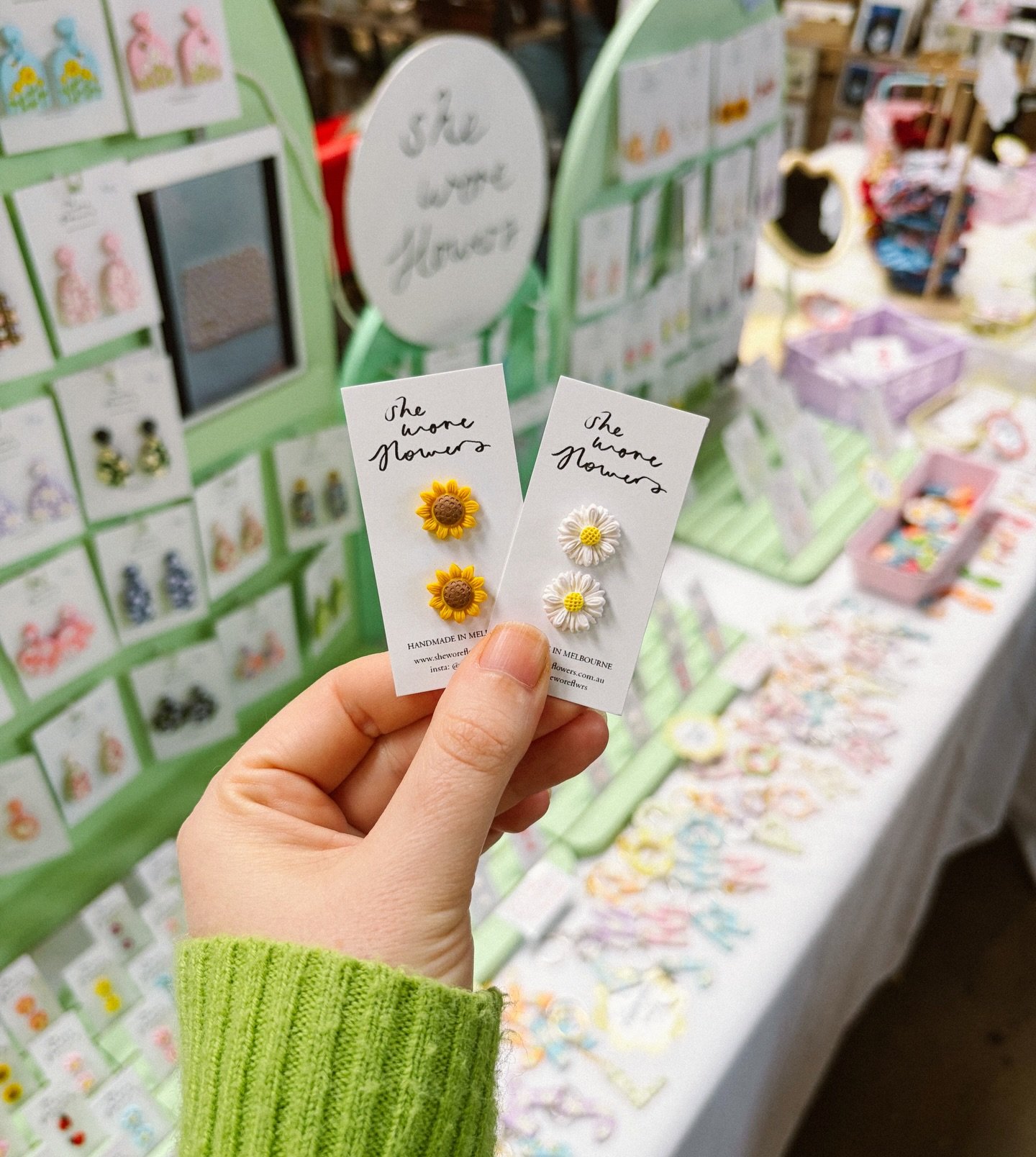 Pick your player! 🎮

Sunflower 🌻
Or
Daisy 🌼