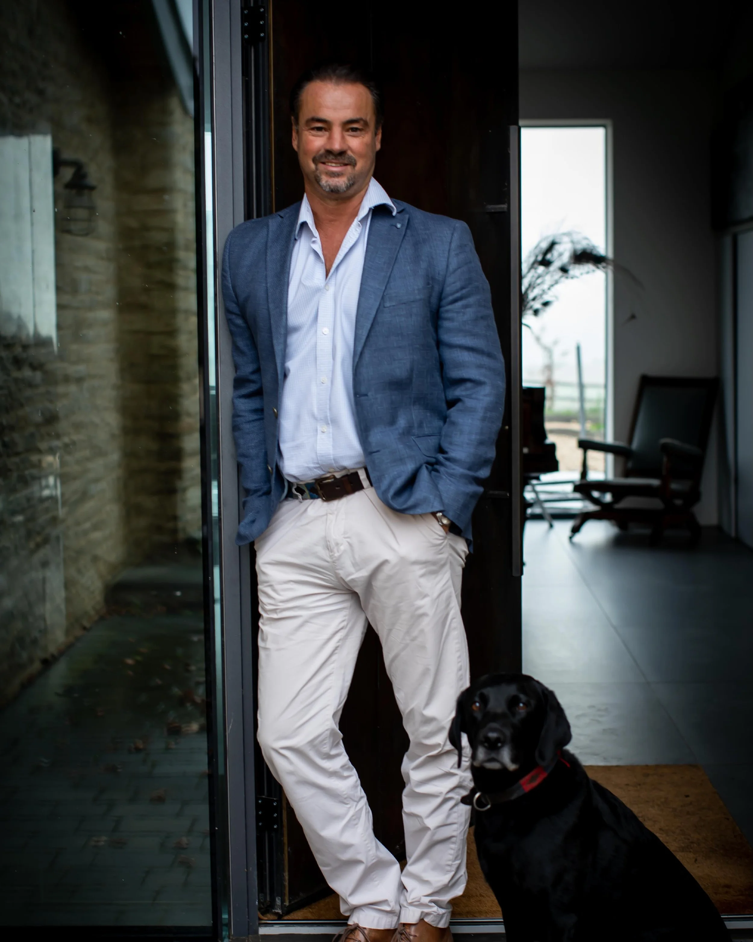 Throwback to our Cotswolds corporate team shoot with the fabulous folk @castellumbuild ✨ 

Summer shoots are filling up but I still have a couple of spaces for late July and August. 

#headshotphotographer #corporatephotoshoot #corporateheadshots #co
