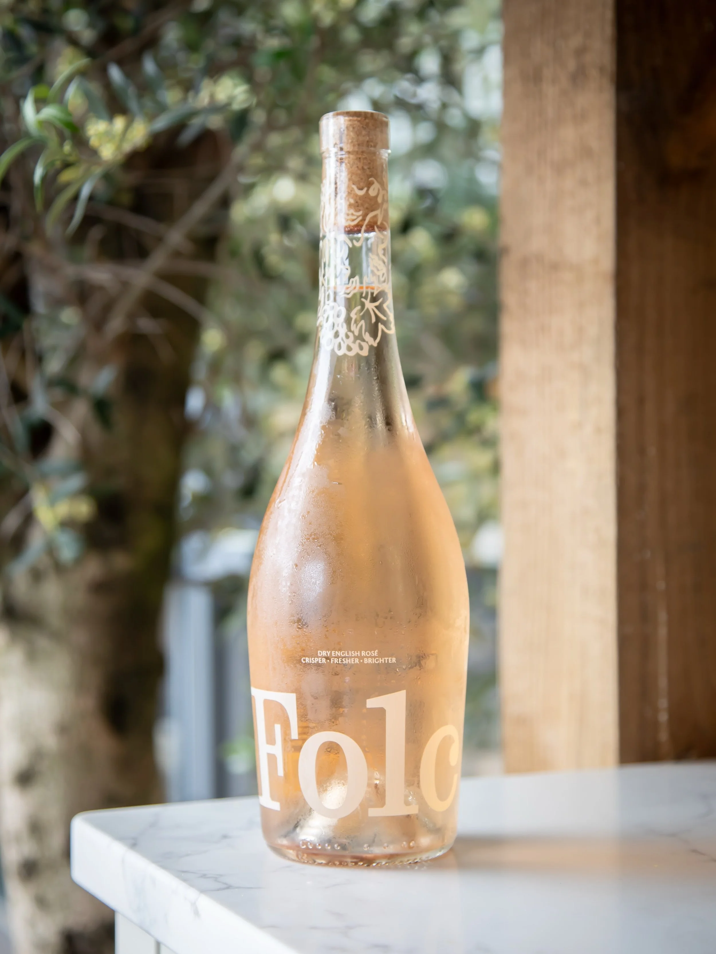 Summer ready shoots @chewkitchen

English ros&eacute; @drink.folc

Drink the wine. Enjoy the sunshine ☀️💛

#brandphotography
#brandphotographer 
#bristolphotographer
#bathphotographer 
#somersetphotographer