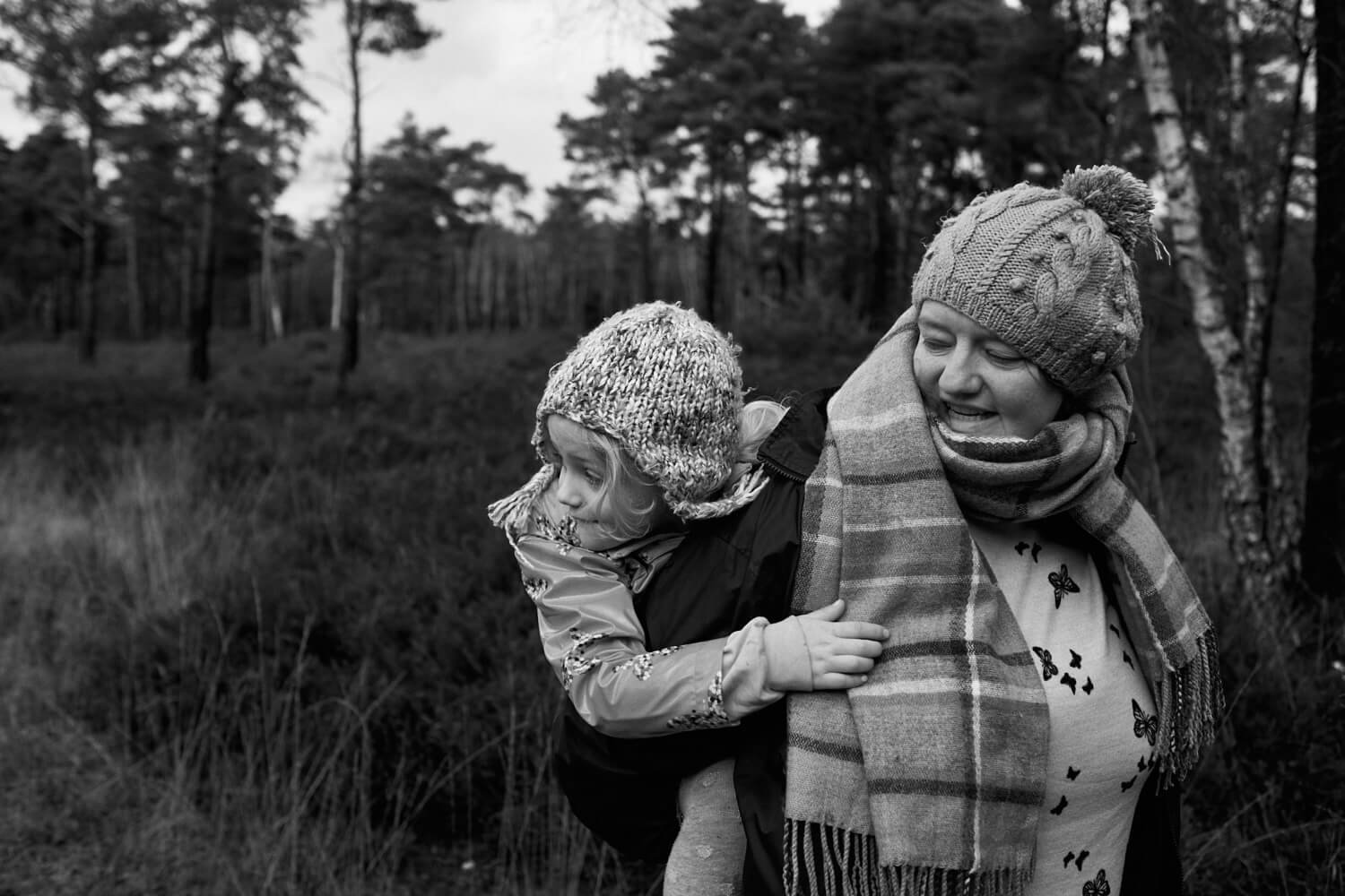 2 Hour Family Portrait Session 2 - child getting a piggy back