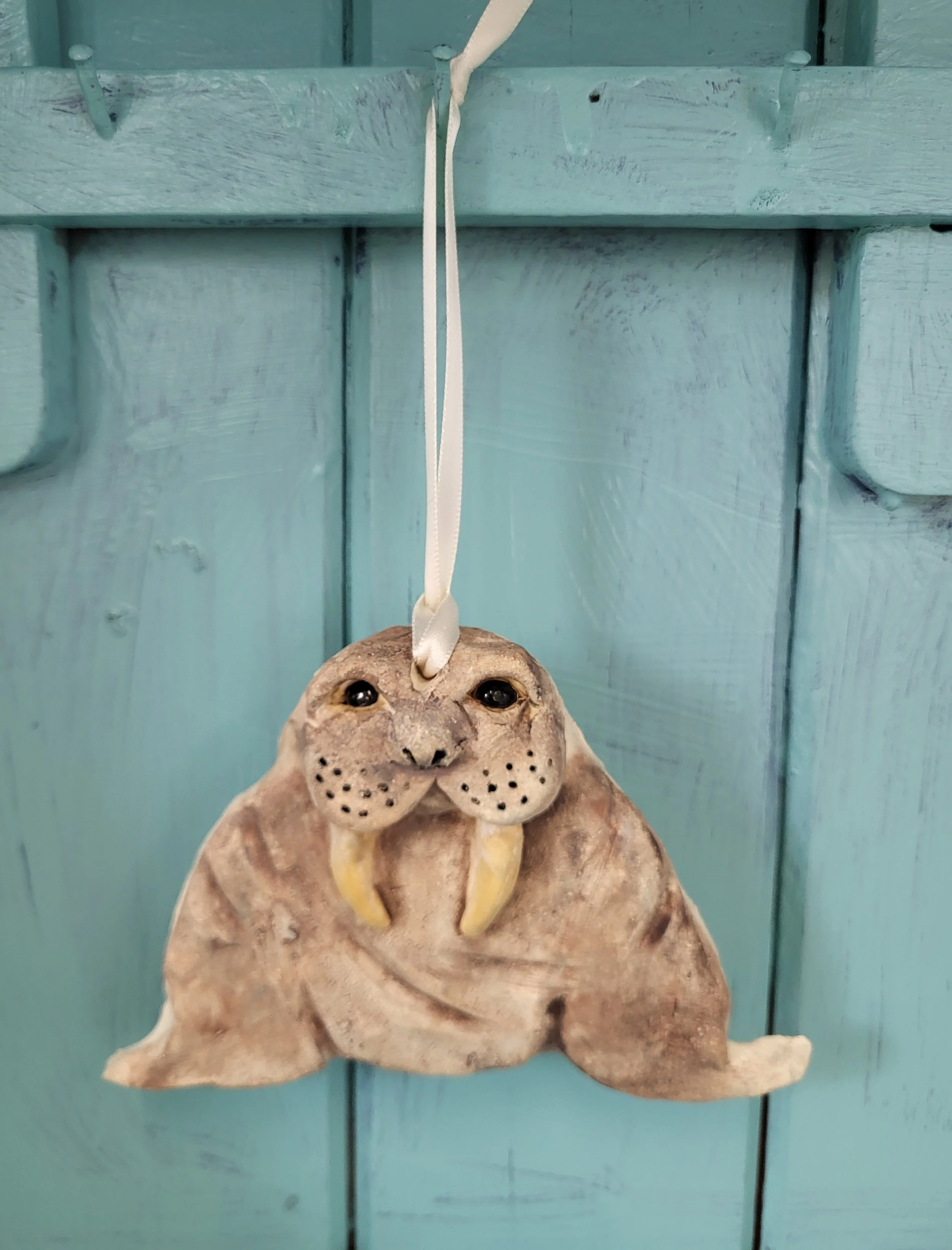 Walrus charm 1.jpg