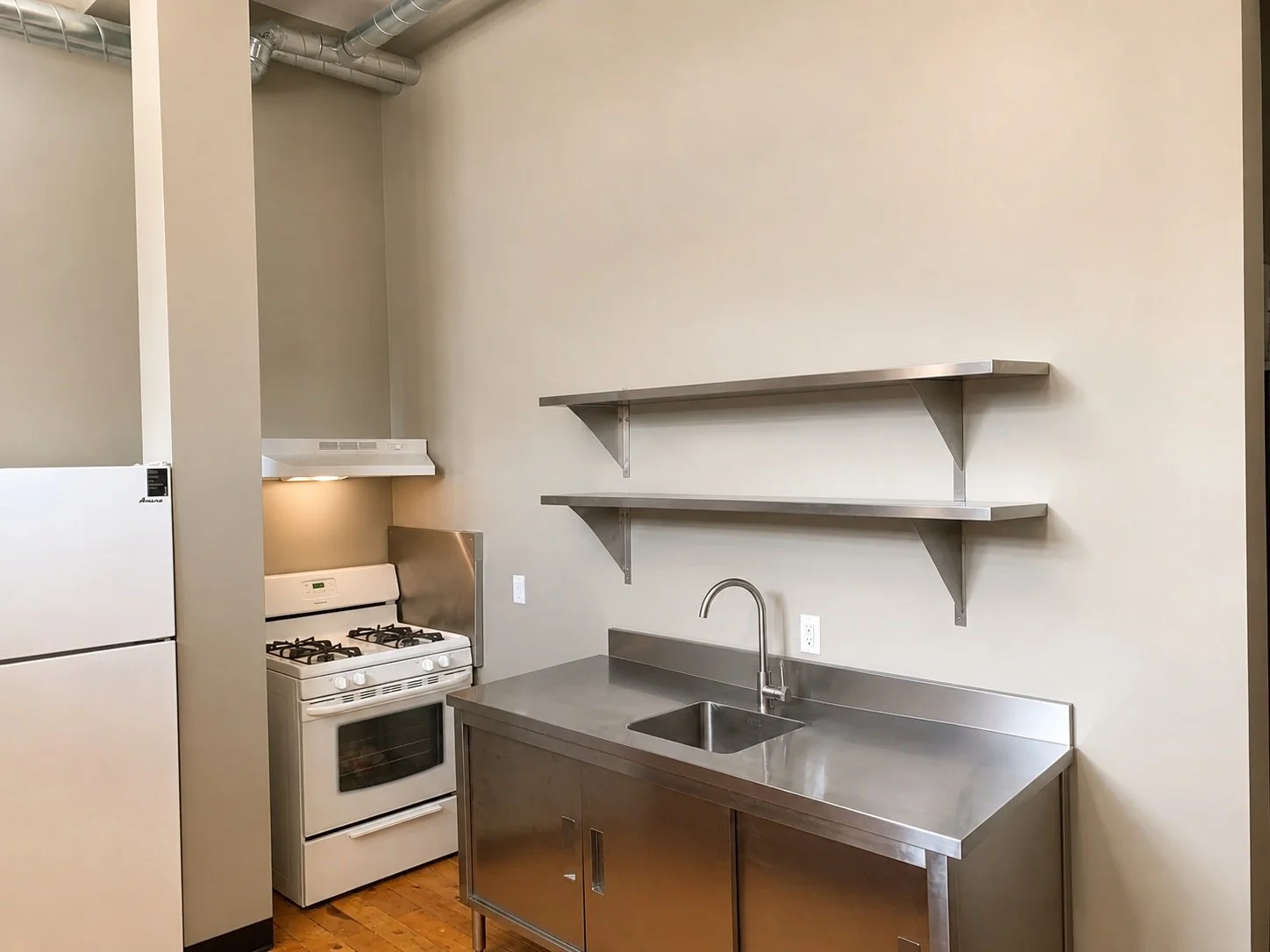 1- Kitchen.jpg