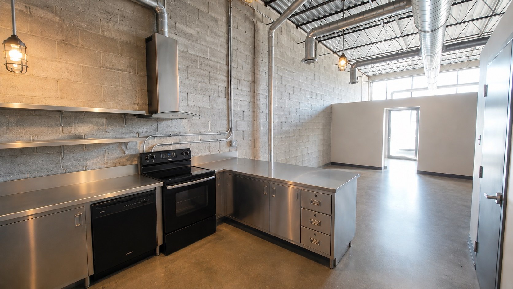 2- Kitchen.jpg