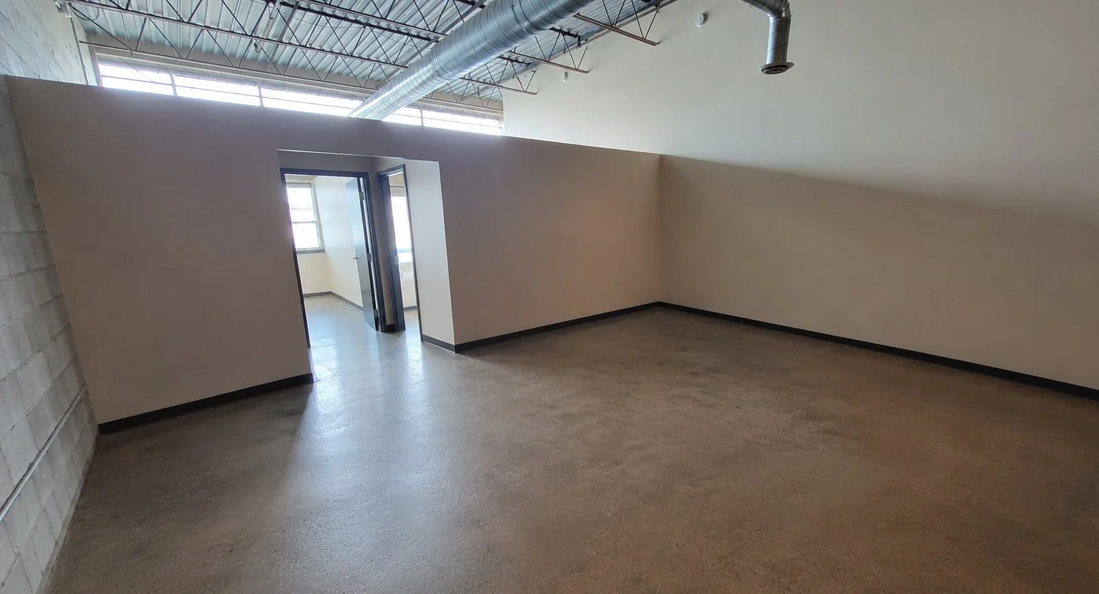 3- Living room-dining room.jpg