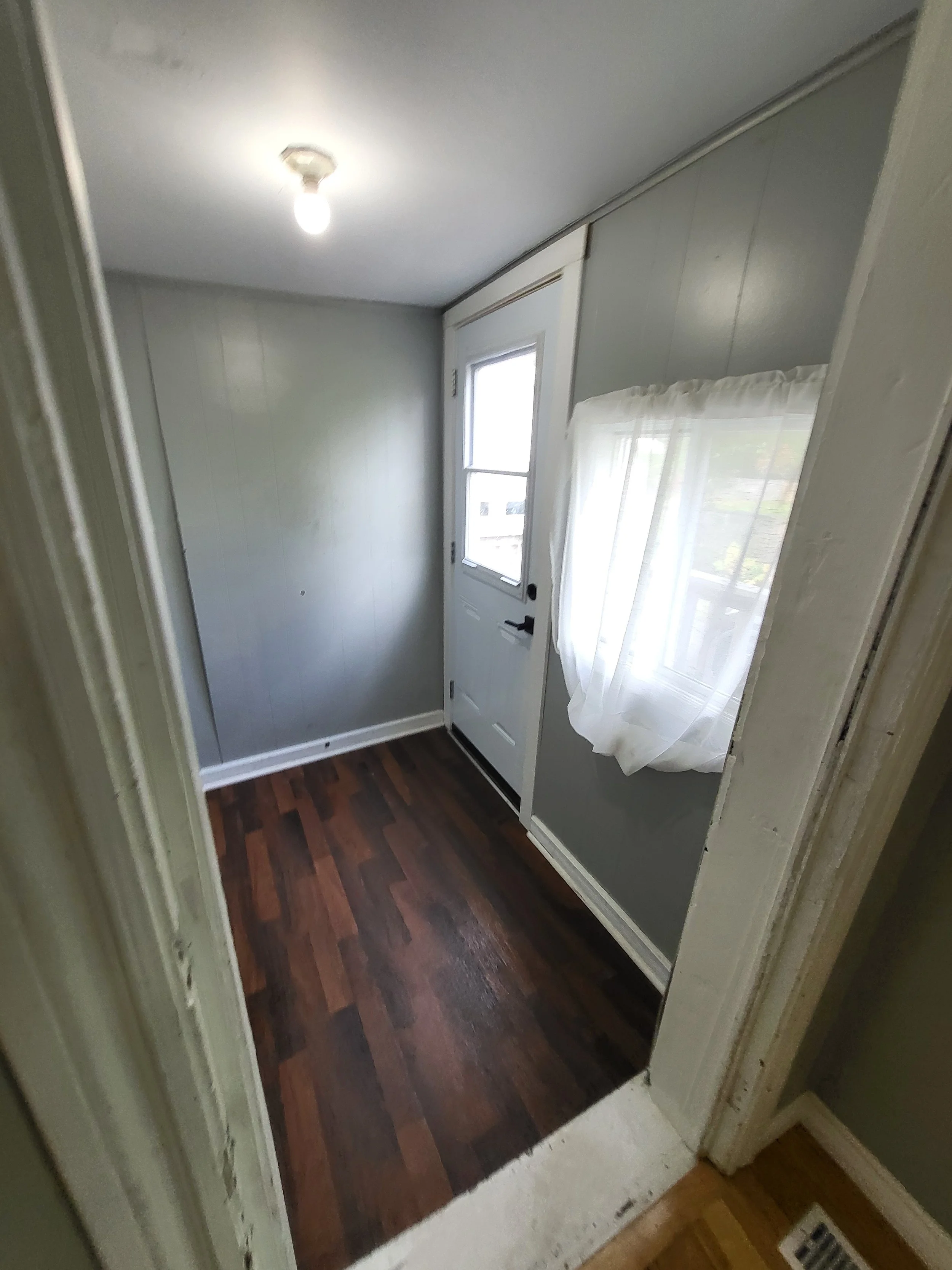 6- Side Entry - Copy.jpg