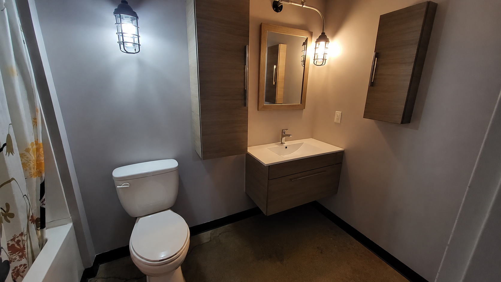 4 Bathroom.png