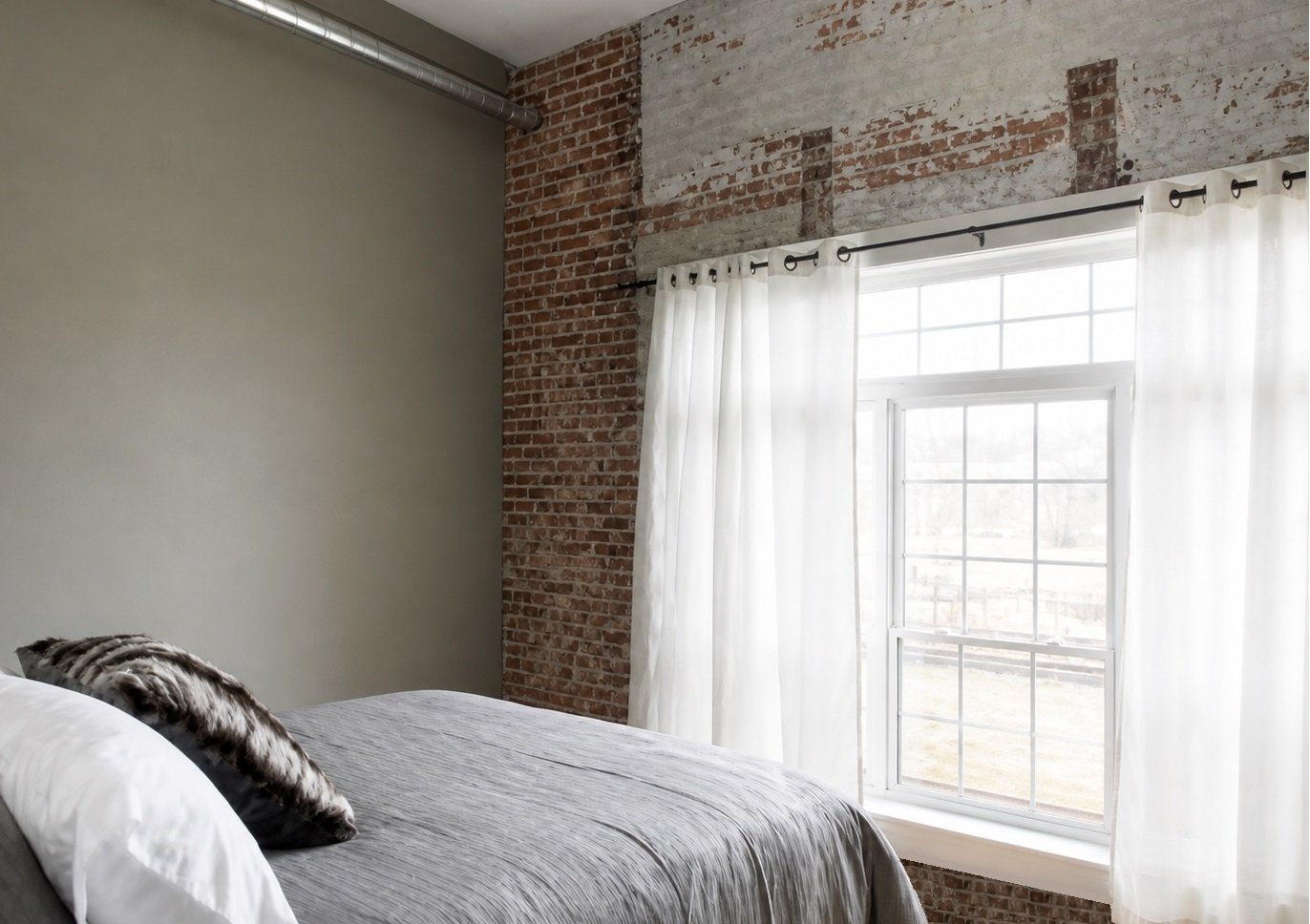 4- Bedroom.jpg