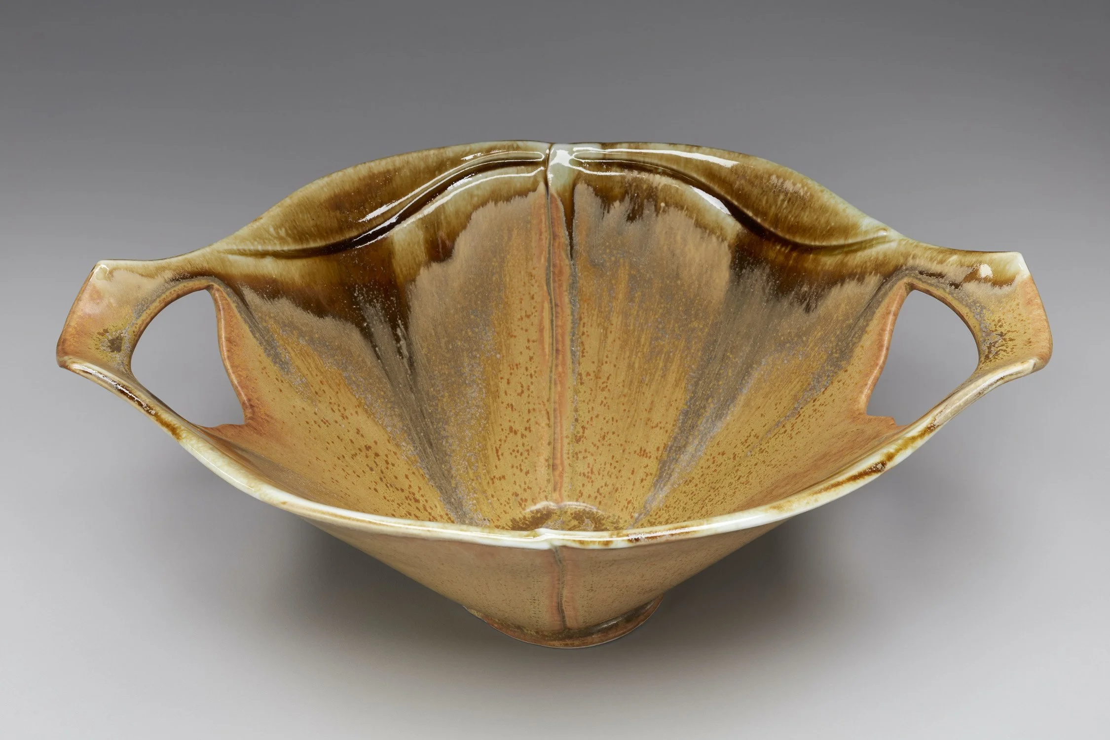 Cutout Salad Bowl Gold .jpg