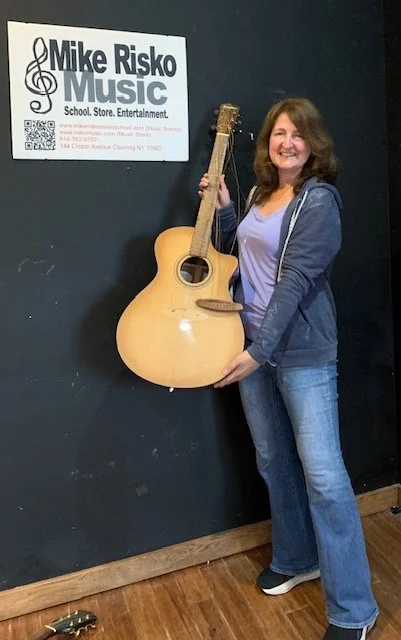 Jen Acoustic.jpg